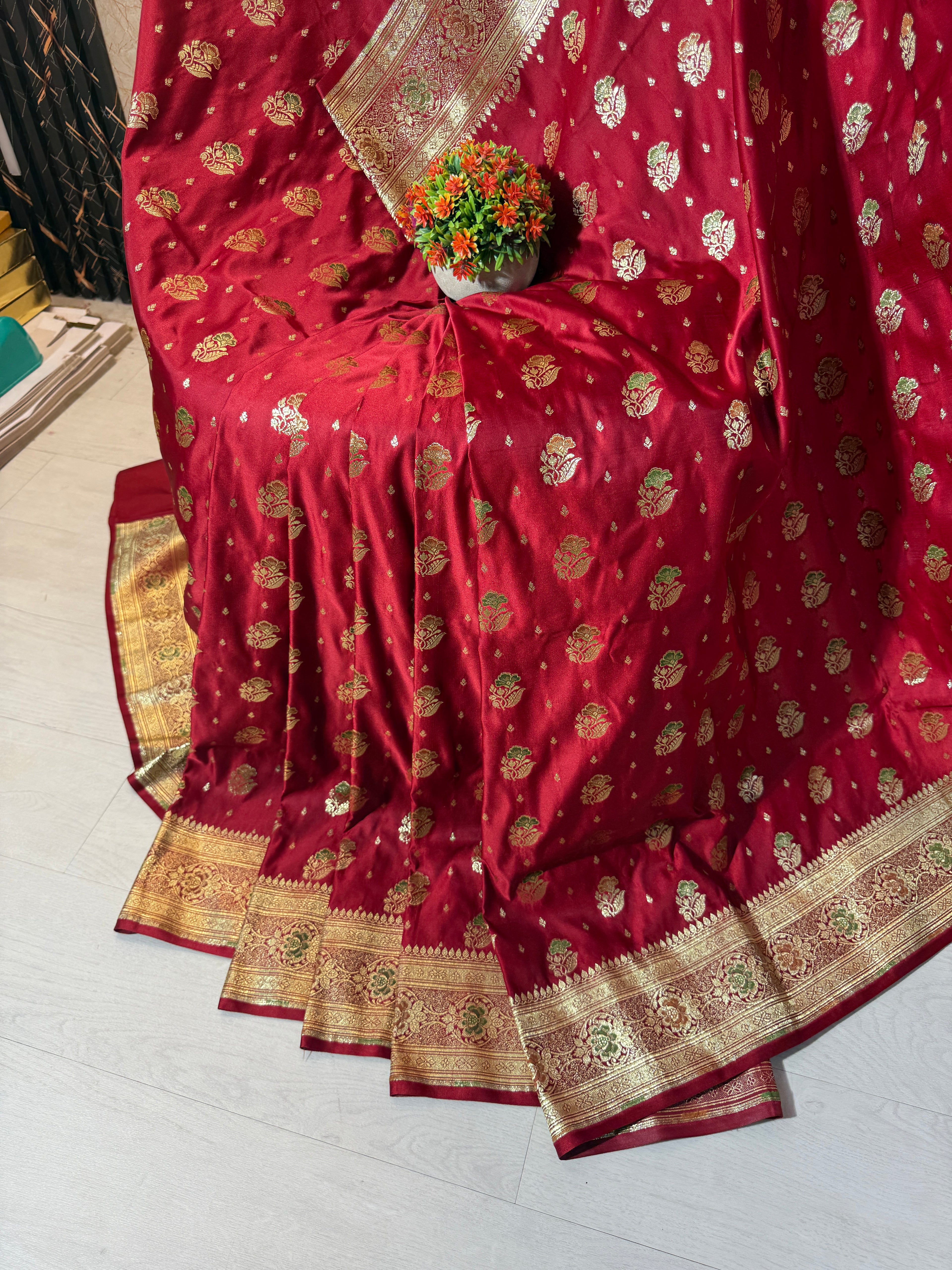 Banarasi Luxurious Meenakari Satin Silk Katan Saree With Rich Zari Pallu Border
