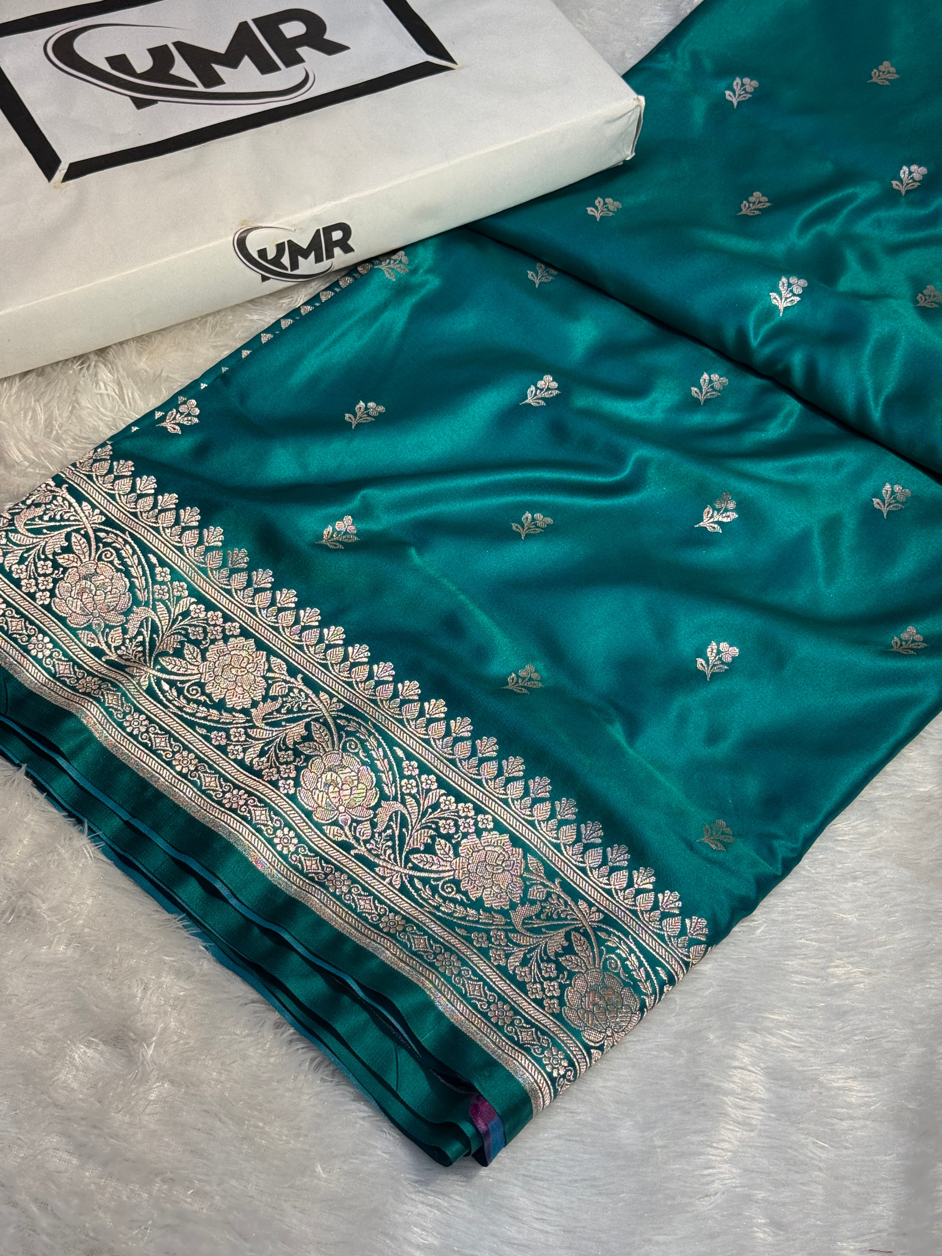 Mashru Silk Banarasi booti Saree Zari Border Pallu