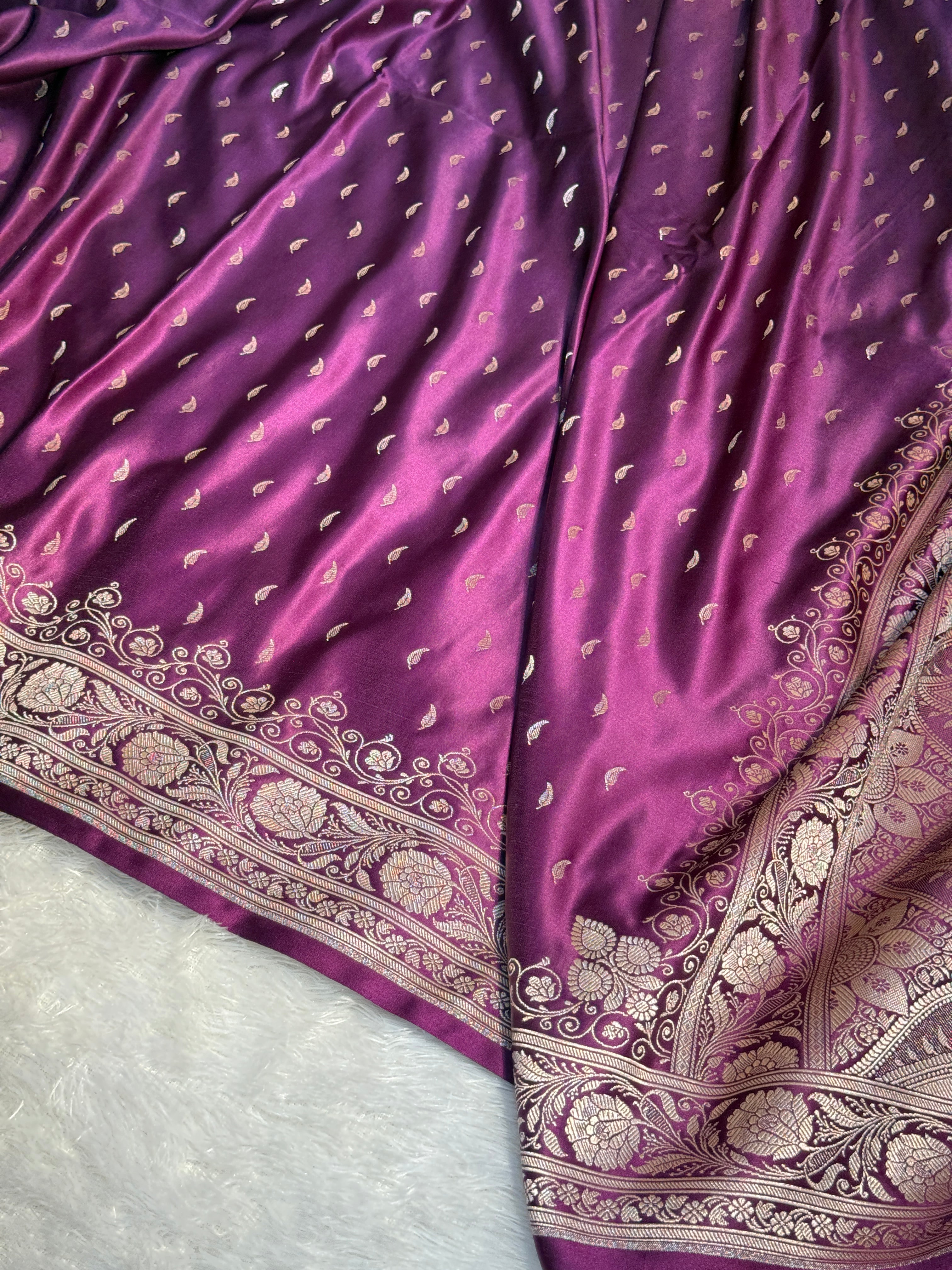 Mashru Silk Banarasi booti Saree Zari Border Pallu