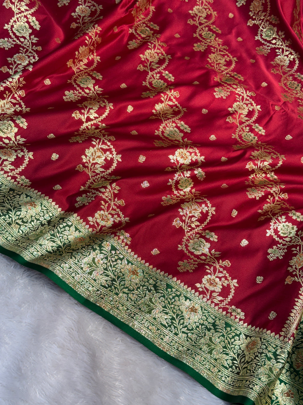 Mashru Silk Banarasi Contrast Meena Work Saree Zari Border Pallu
