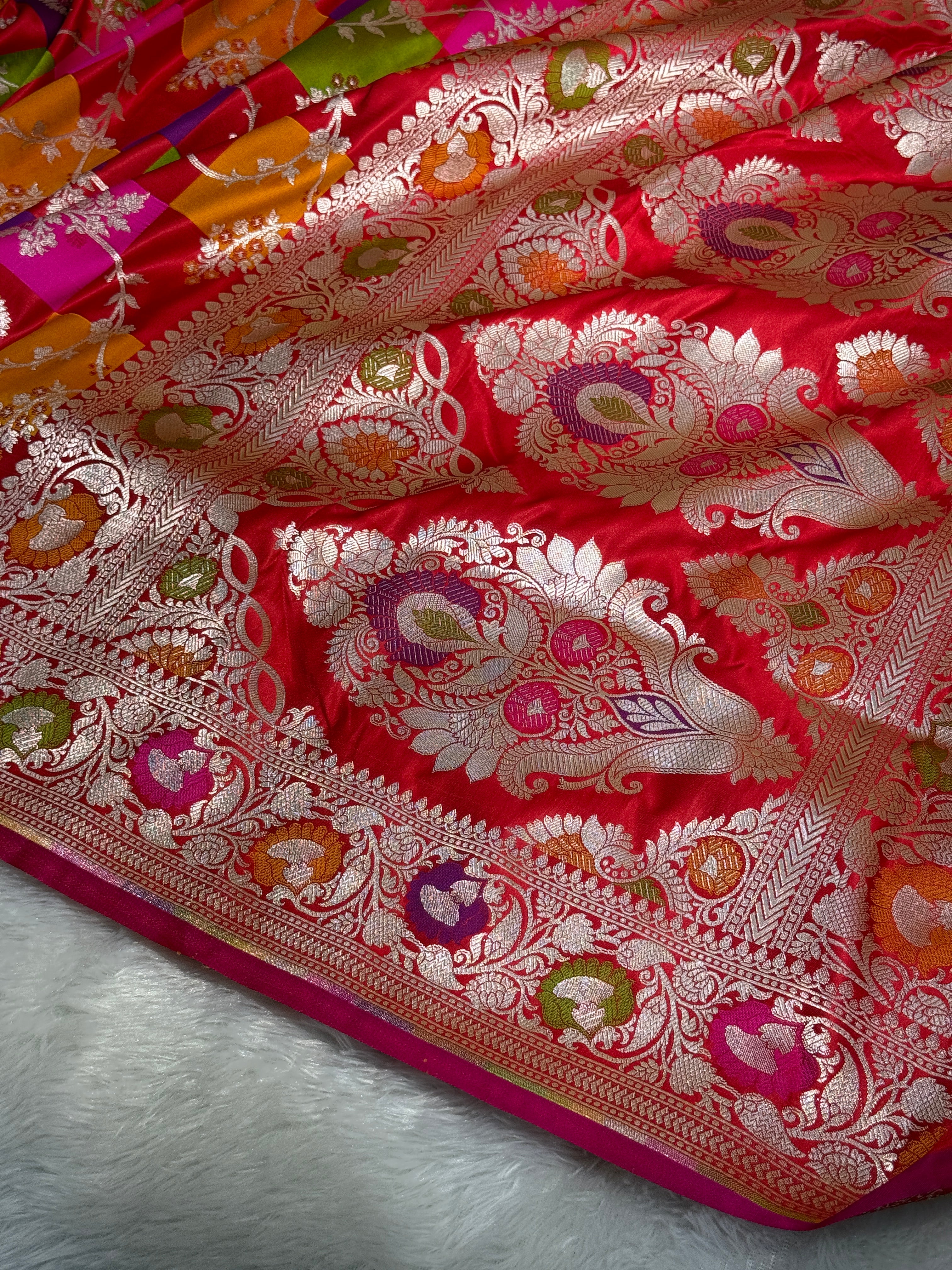 Mashru Silk Banarasi Rangkaat Saree Zari Border Pallu