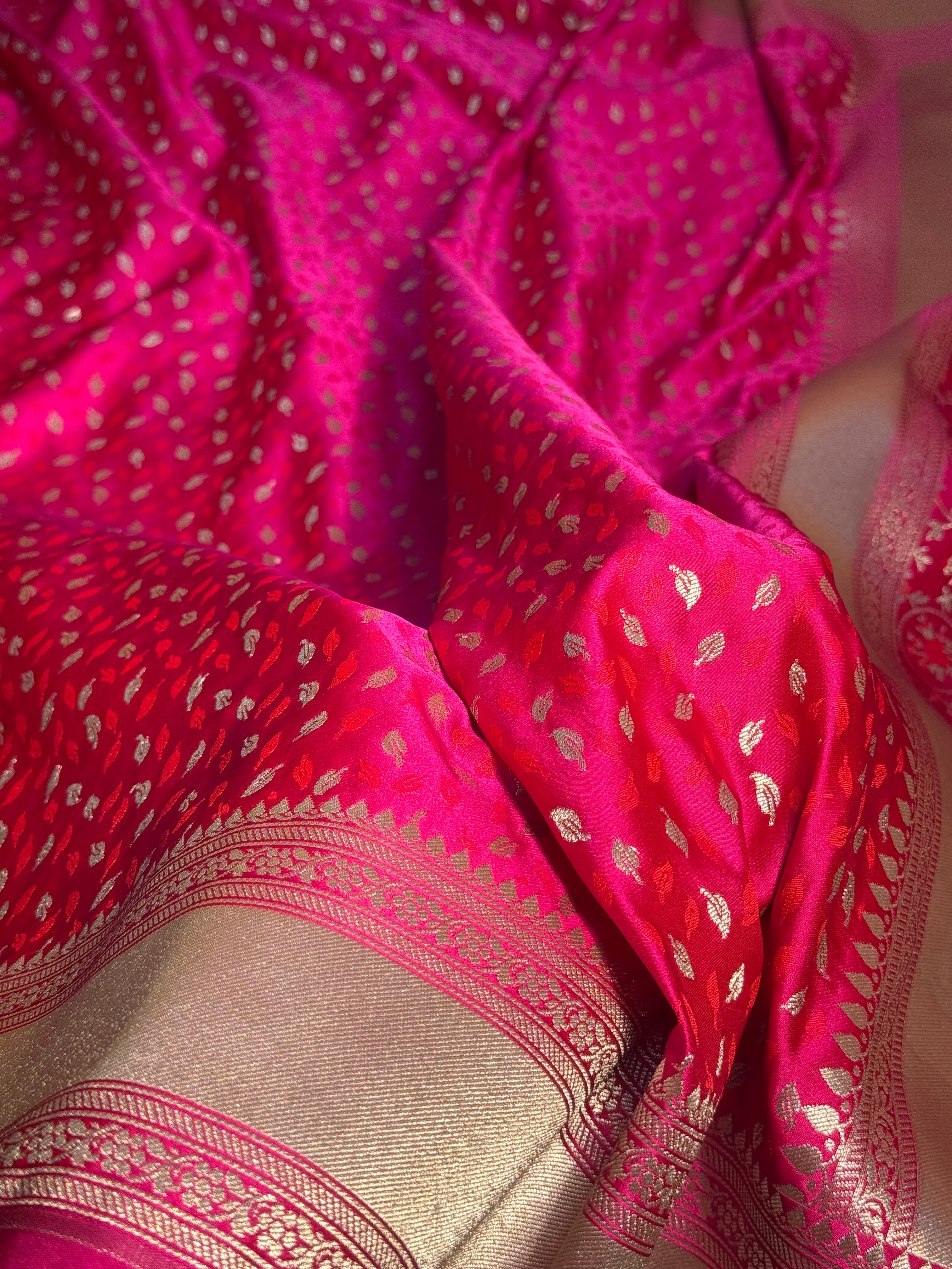 Mashru Silk Banarasi Tanchoi Saree Zari Border Pallu