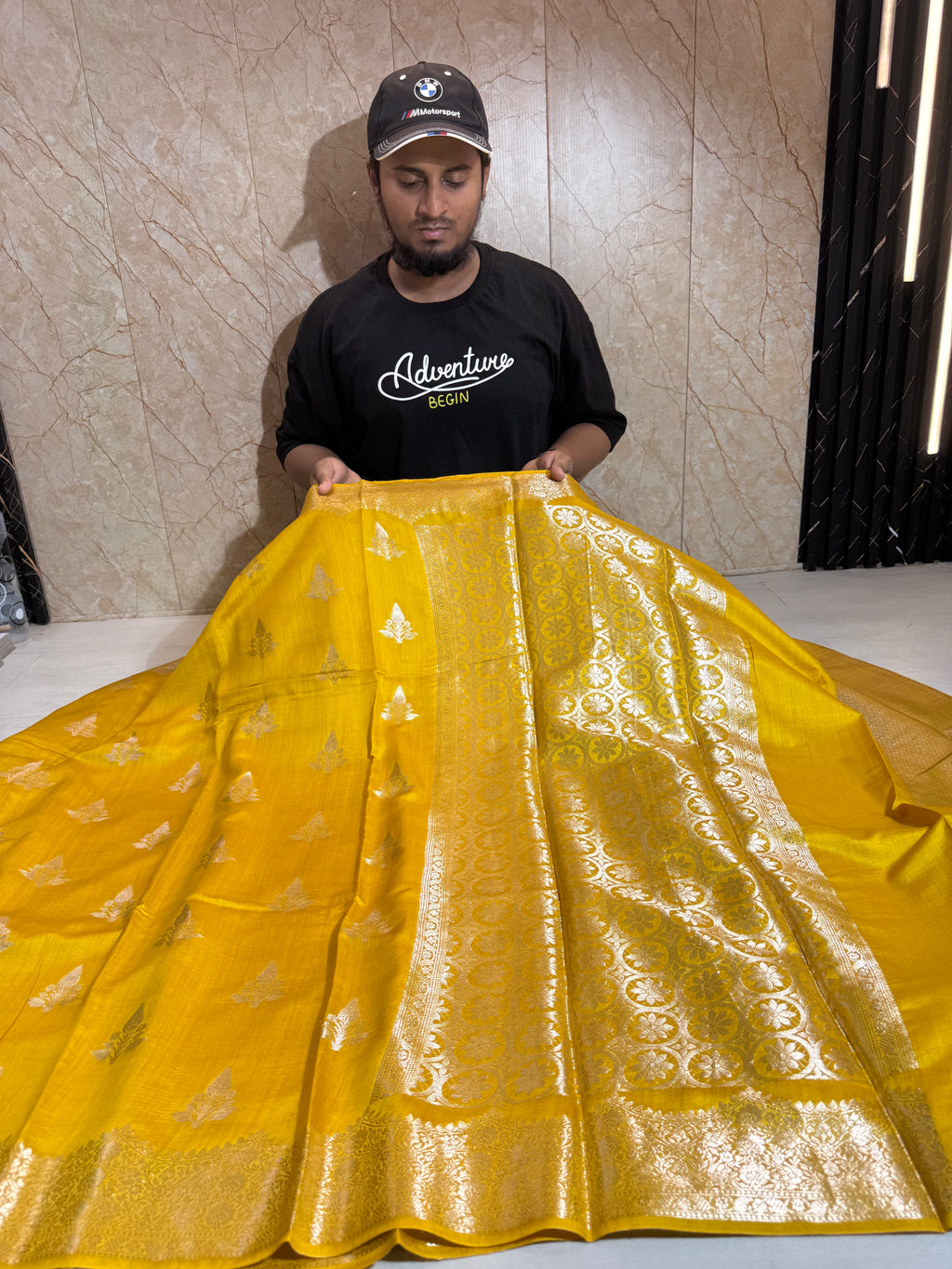 Pure Chiniya Silk Zari Border Buti Design Saree
