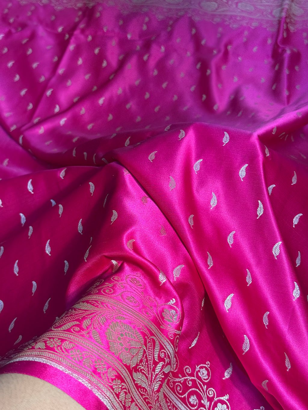 Mashru Silk Banarasi booti Saree Zari Border Pallu
