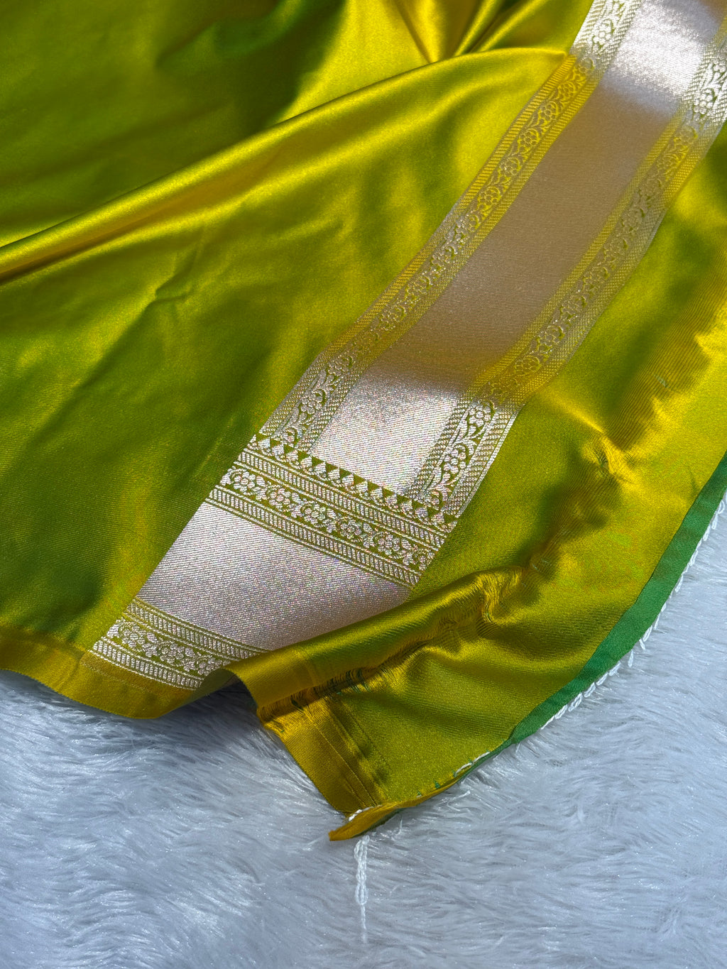Mashru Silk Banarasi Tanchoi Saree Zari Border Pallu