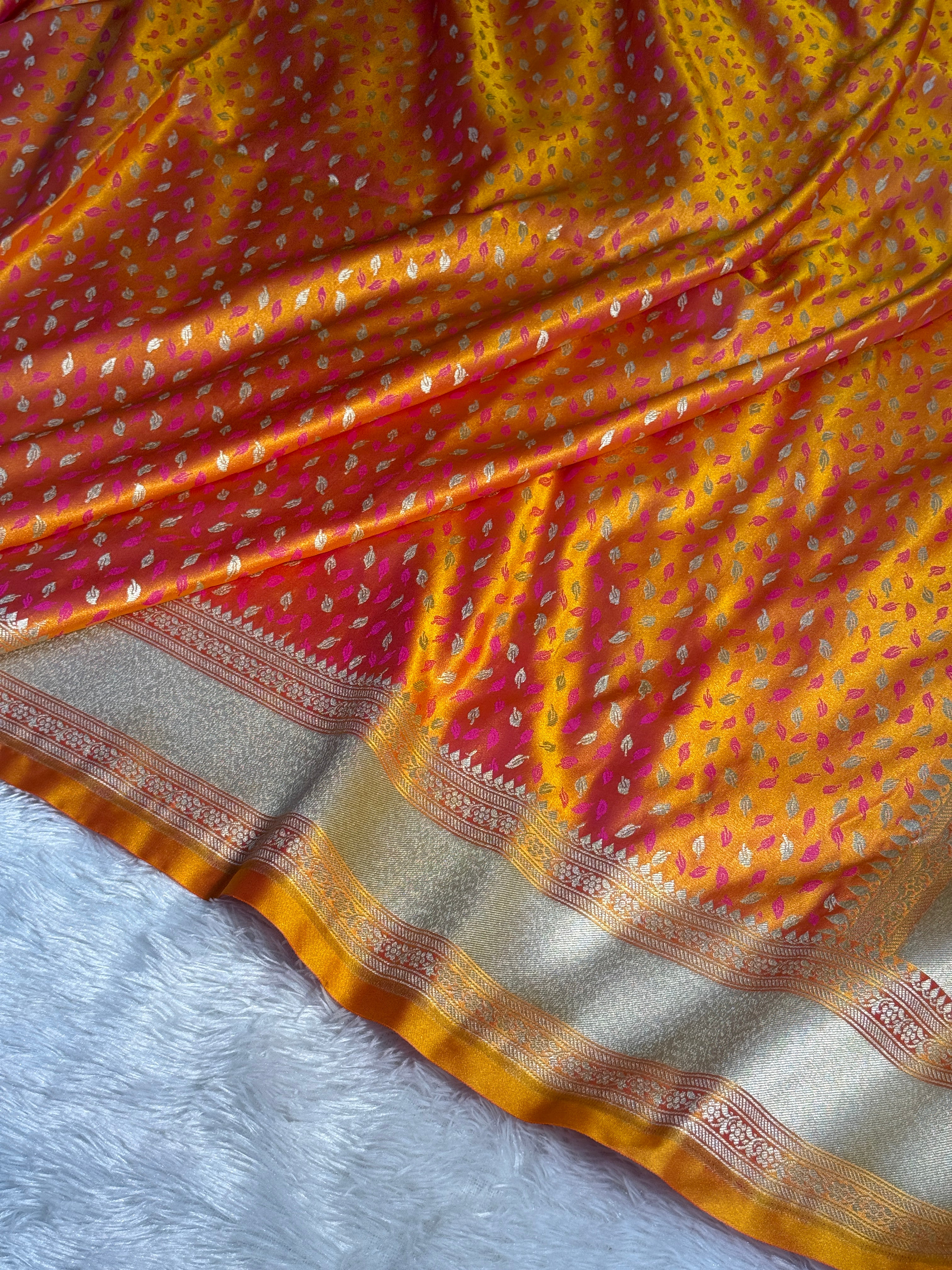 Mashru Silk Banarasi Tanchoi Saree Zari Border Pallu