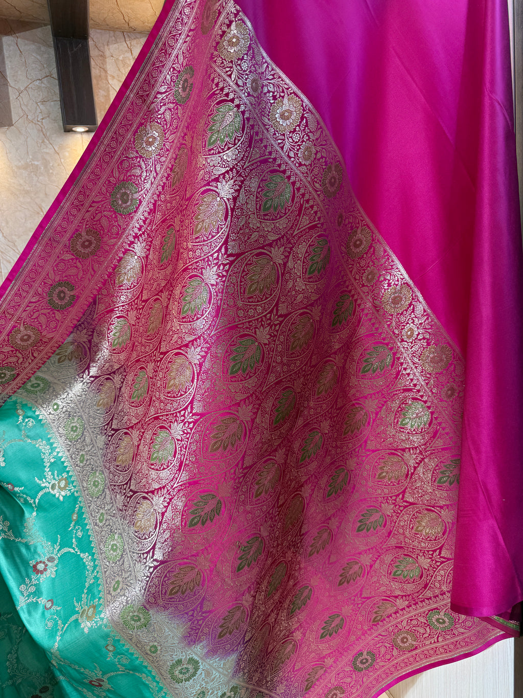 Banarasi Luxurious Meenakari Satin Silk Katan Saree With Contrast Border Pallu