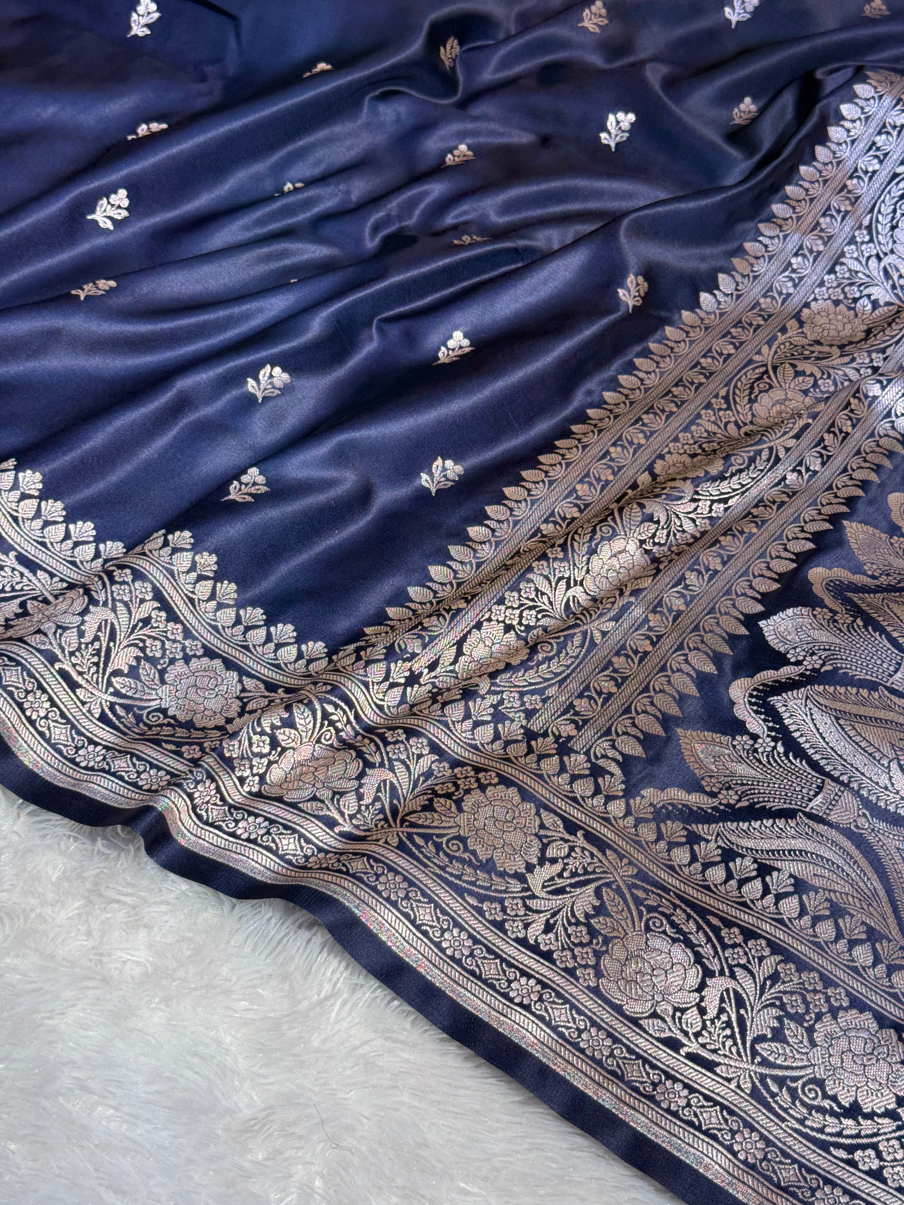 Mashru Silk Banarasi booti Saree Zari Border Pallu