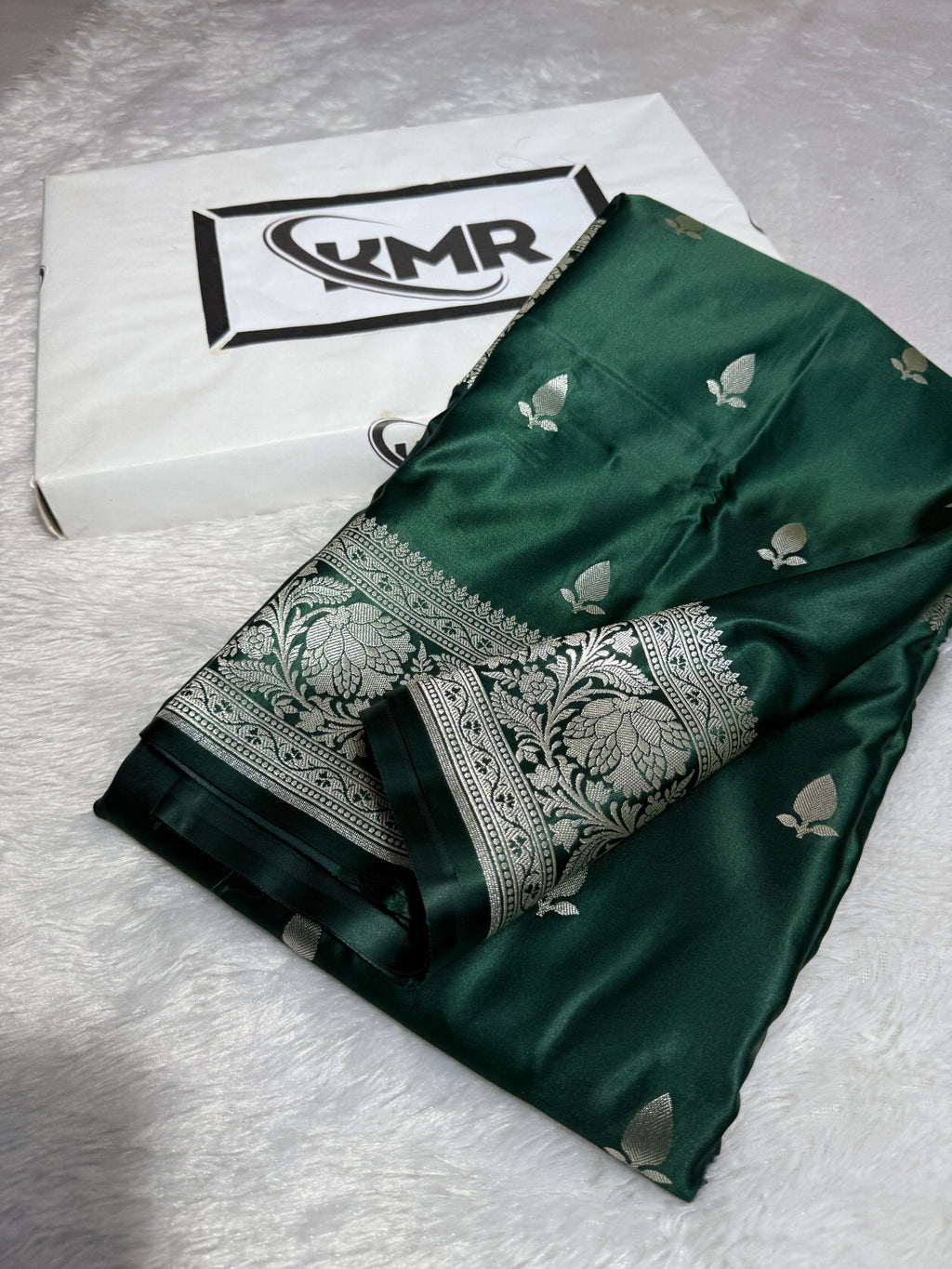 Mashru Katan Silk Banarasi Zari Border Buti Design Saree With Light Weight