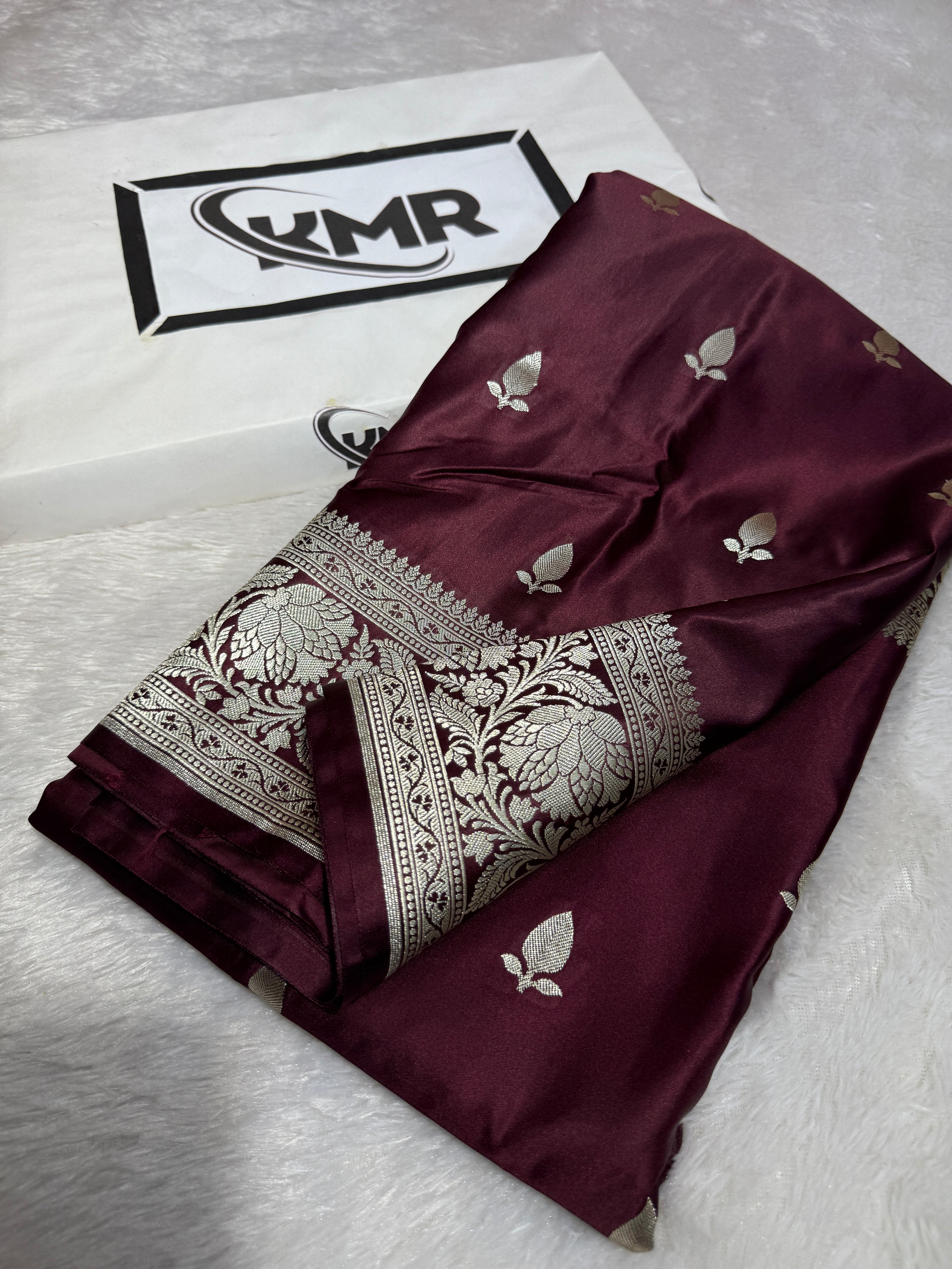 Mashru Katan Silk Banarasi Zari Border Buti Design Saree With Light Weight