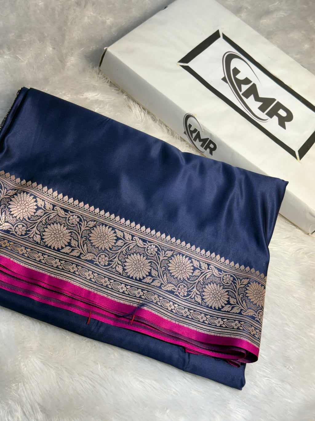 Mashru Silk Banarasi Plain Saree Zari Border Pallu