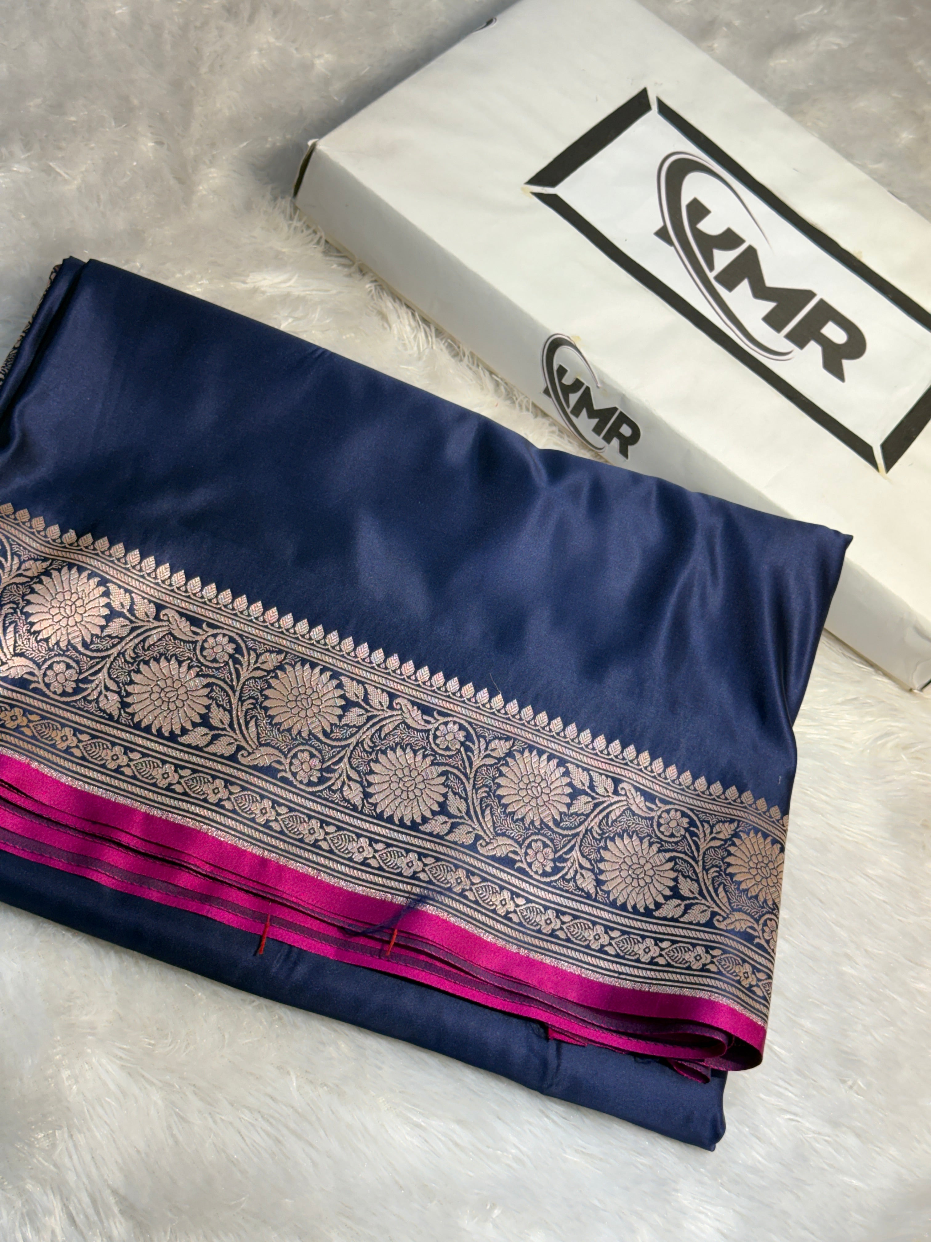 Mashru Silk Banarasi Plain Saree Zari Border Pallu