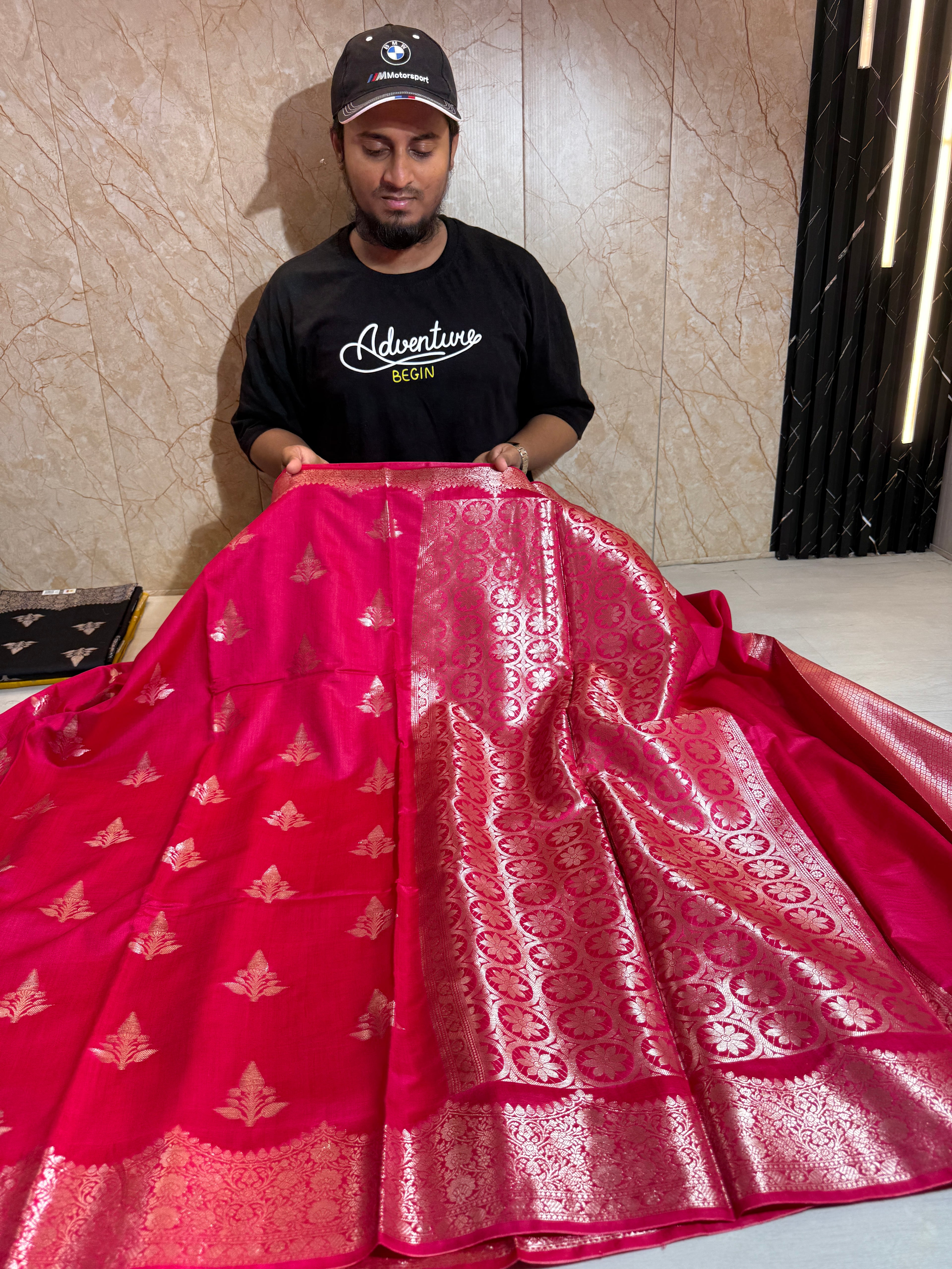 Pure Chiniya Silk Zari Border Buti Design Saree