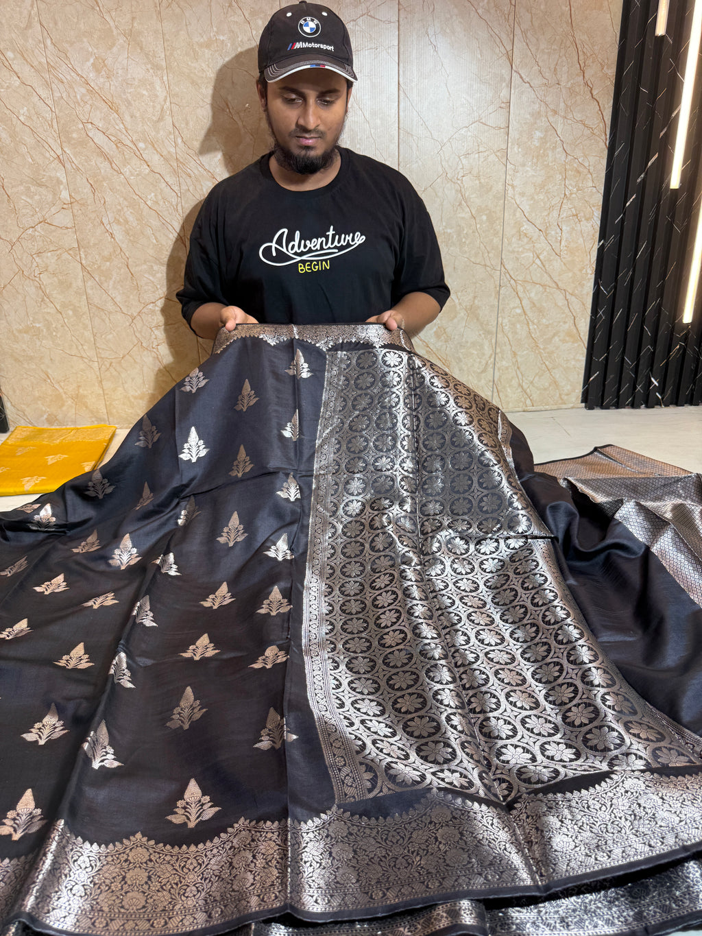 Pure Chiniya Silk Zari Border Buti Design Saree