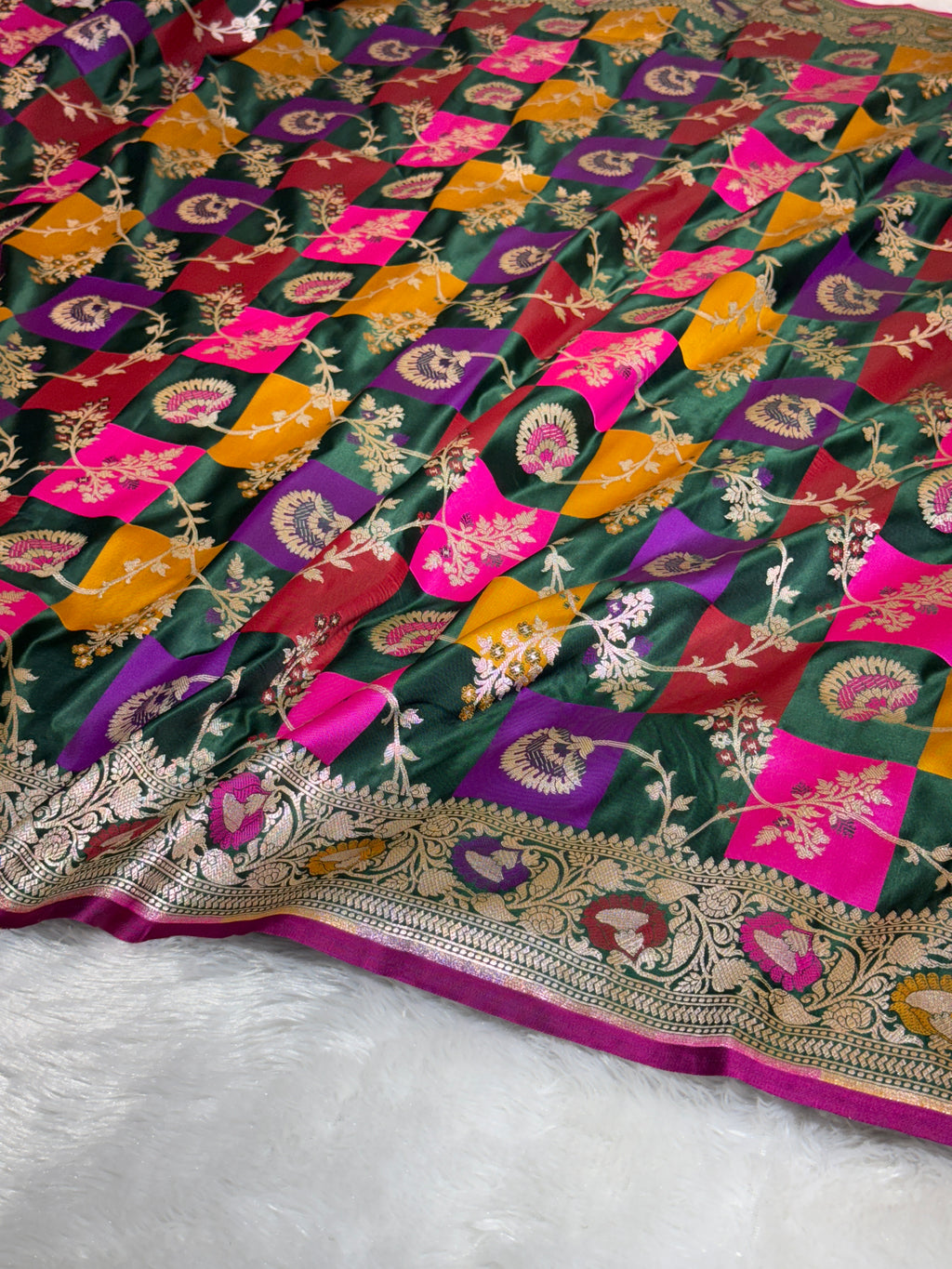 Mashru Silk Banarasi Rangkaat Saree Zari Border Pallu