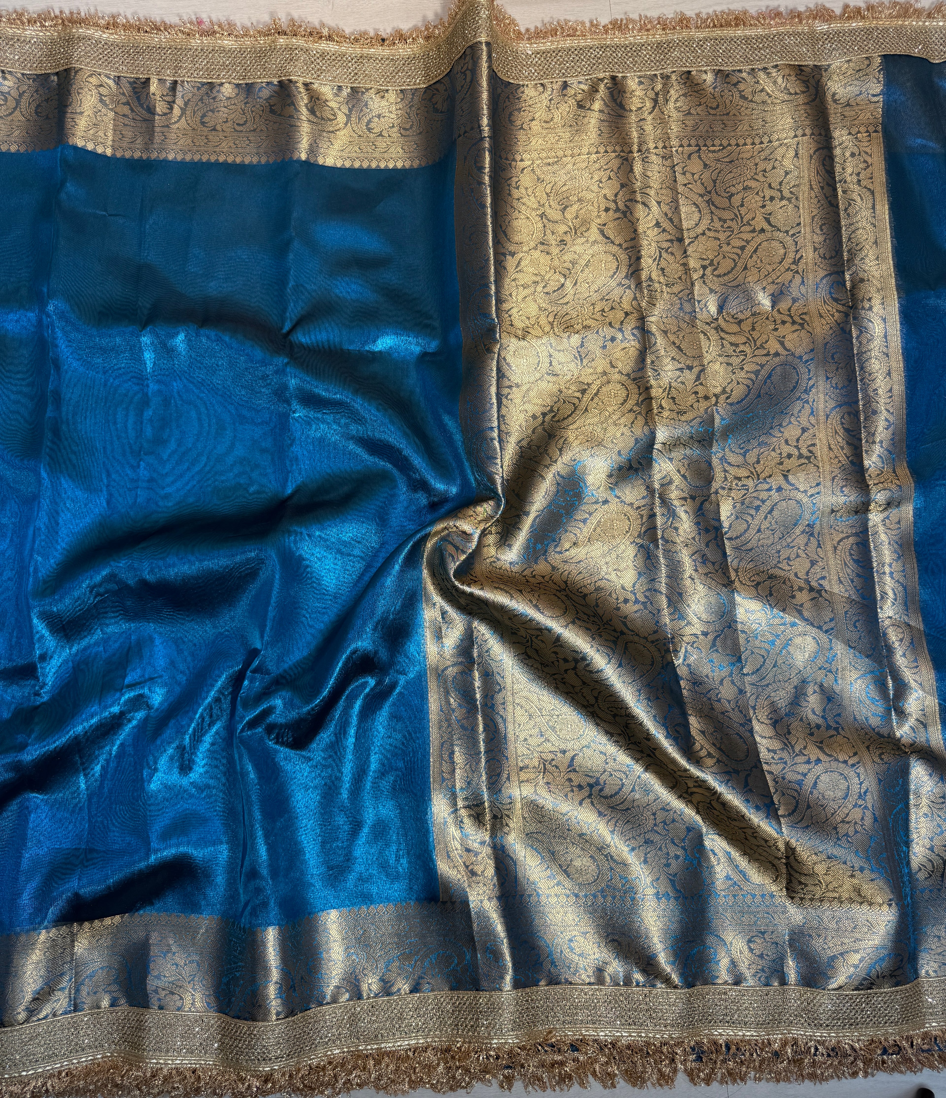 Banarasi Premium Tissue Silk Saree With Beautiful Lace Attached And Blouse Piece
