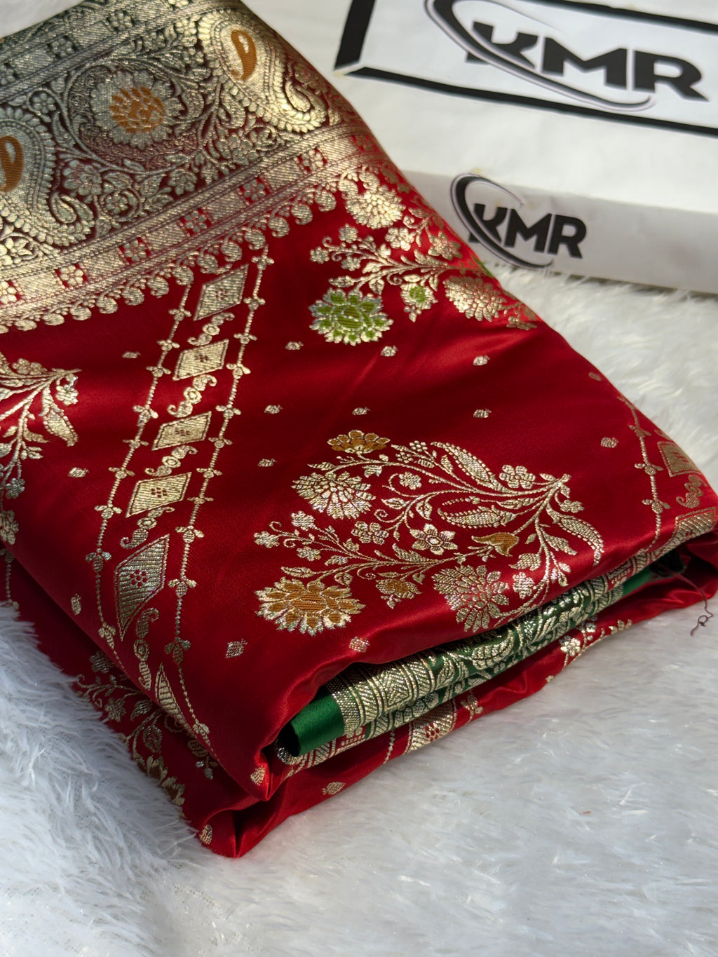 Mashru Silk Banarasi Contrast Meena Work Saree Zari Border Pallu