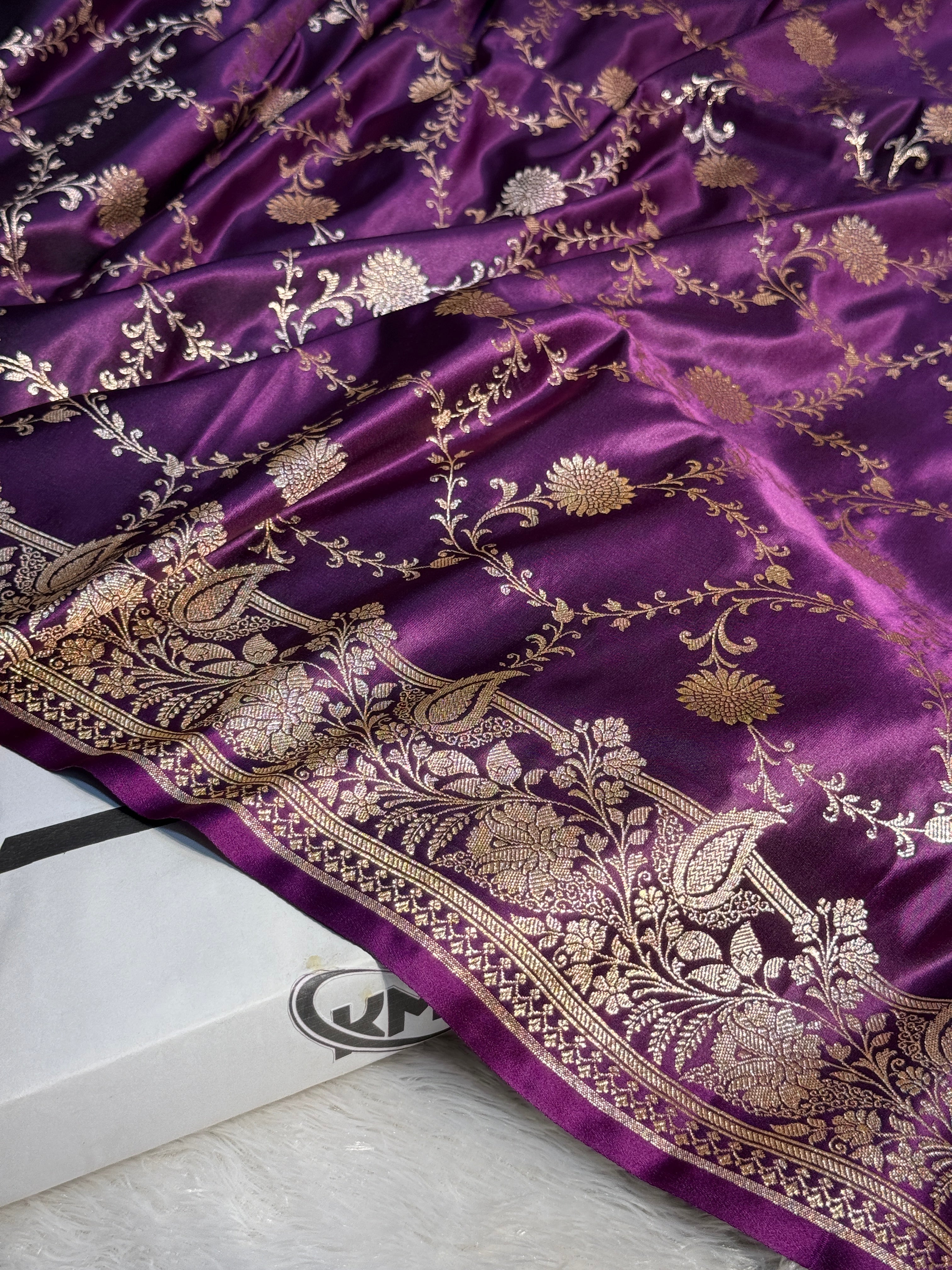 Mashru Silk Banarasi Jaal Saree Zari Border Pallu