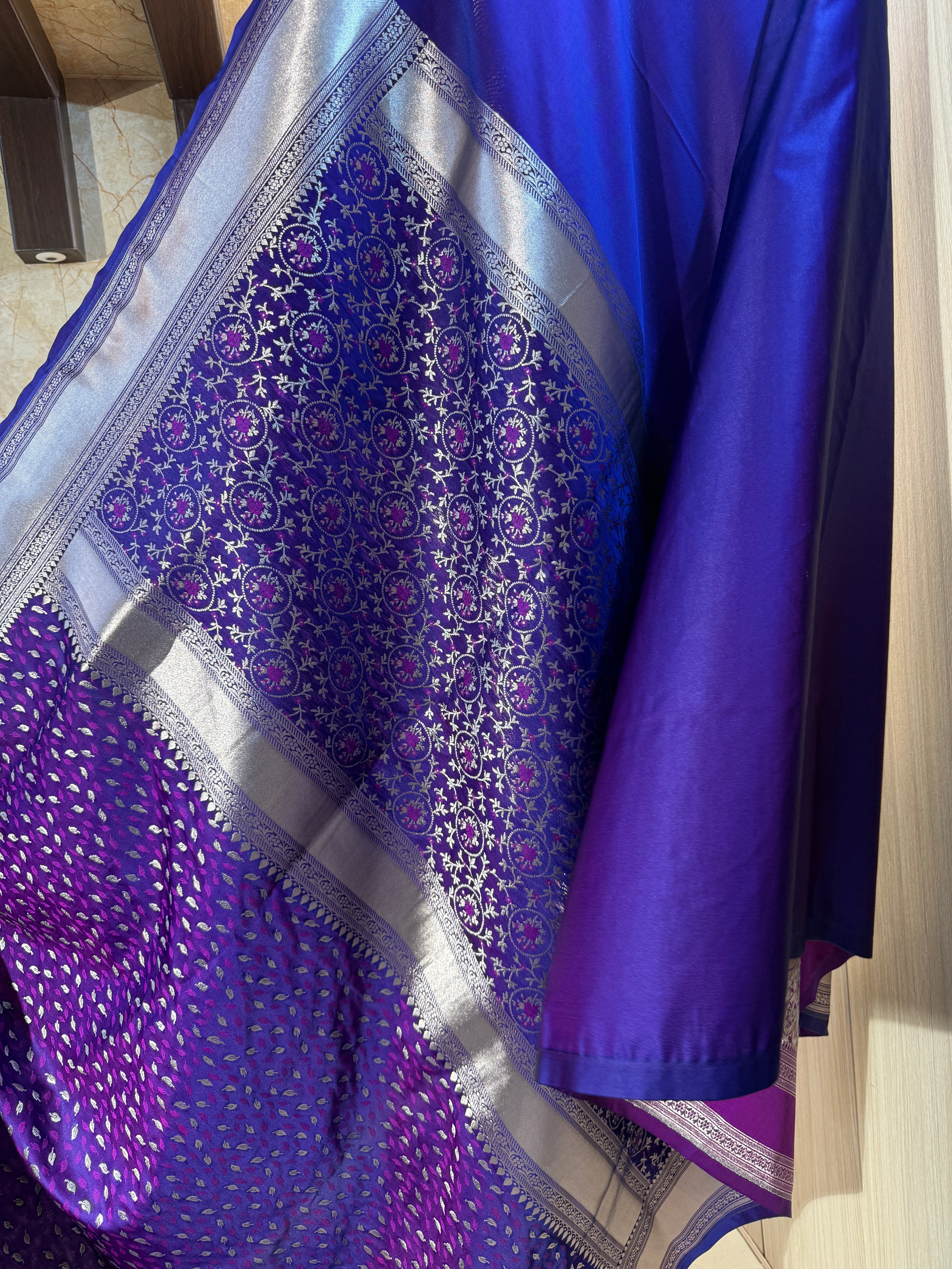 Mashru Silk Banarasi Tanchoi Saree Zari Border Pallu