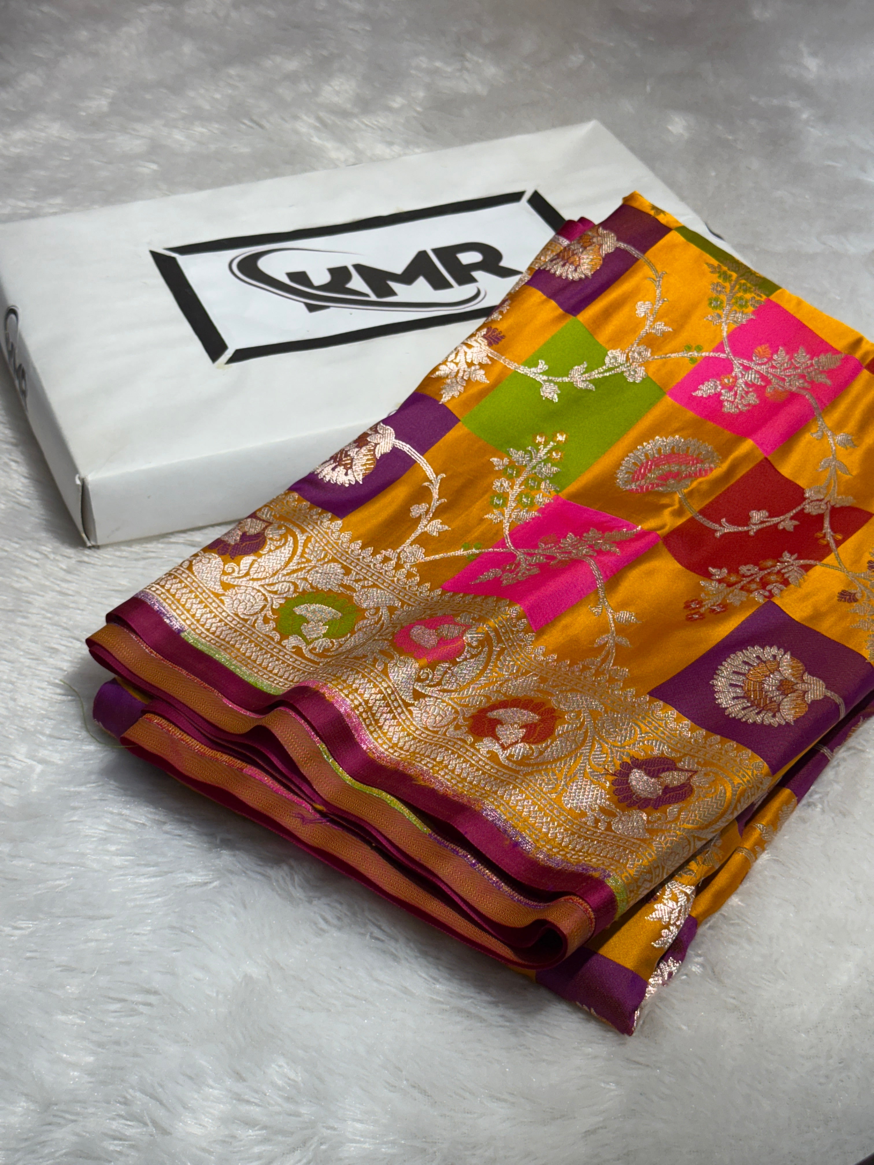 Mashru Silk Banarasi Rangkaat Saree Zari Border Pallu