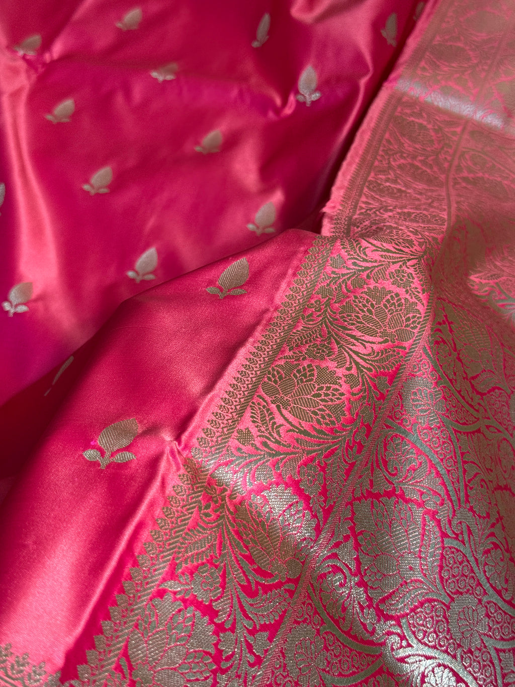 Mashru Katan Silk Banarasi Zari Border Buti Design Saree With Light Weight