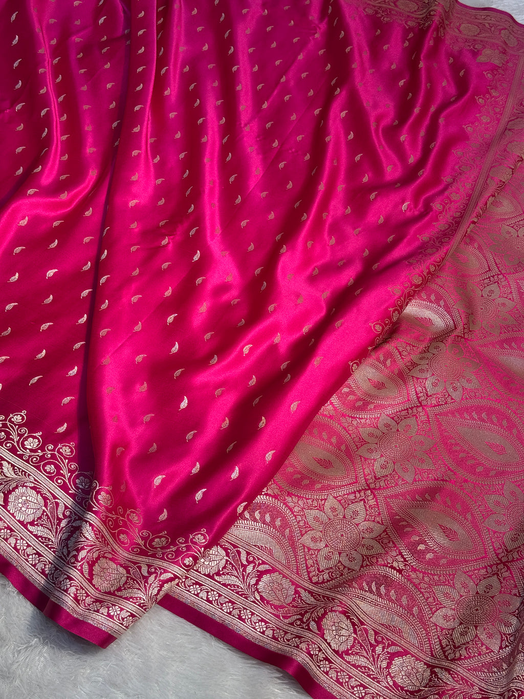 Mashru Silk Banarasi booti Saree Zari Border Pallu