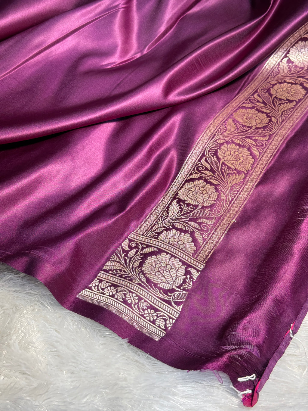 Mashru Silk Banarasi booti Saree Zari Border Pallu