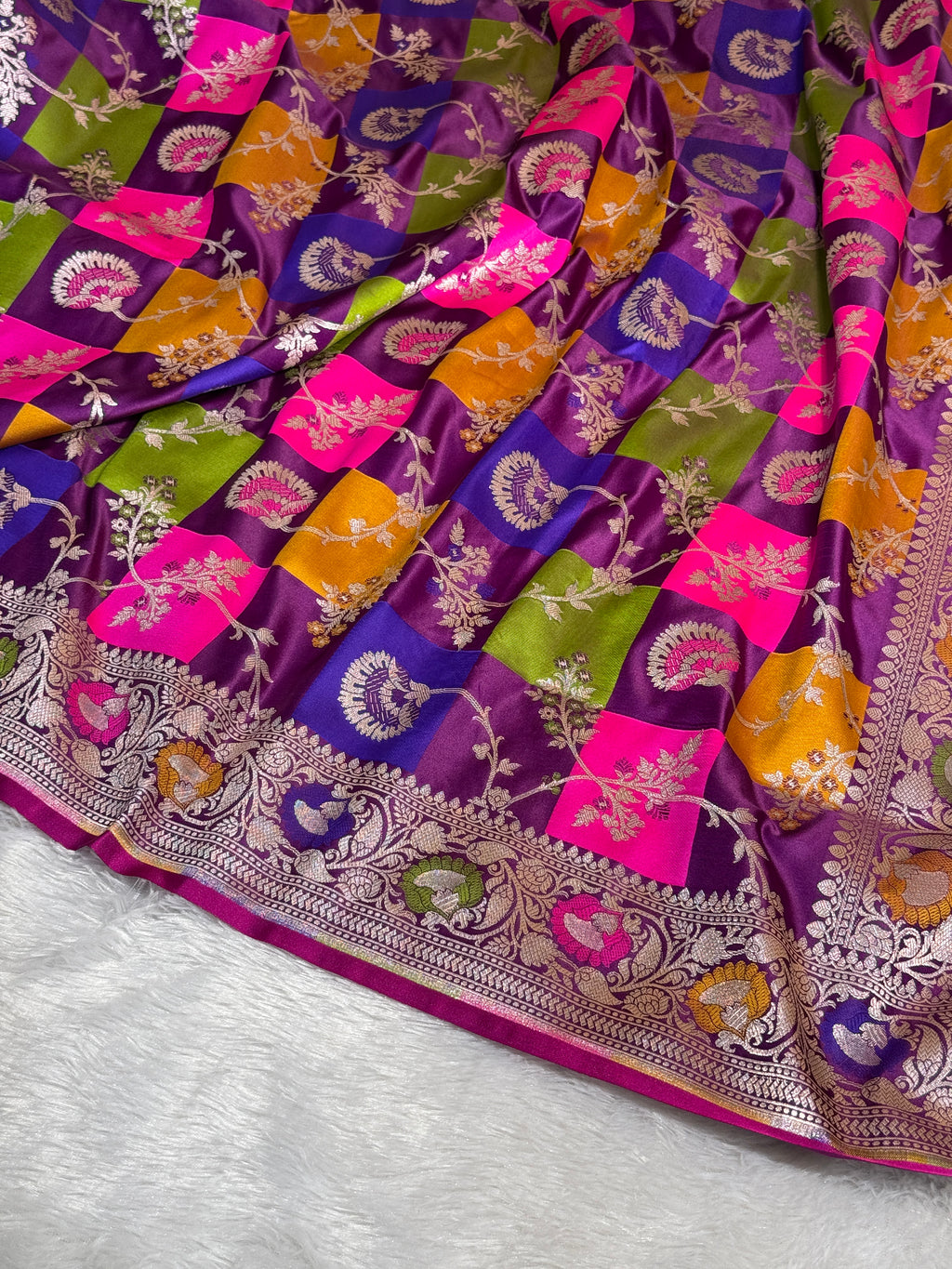 Mashru Silk Banarasi Rangkaat Saree Zari Border Pallu
