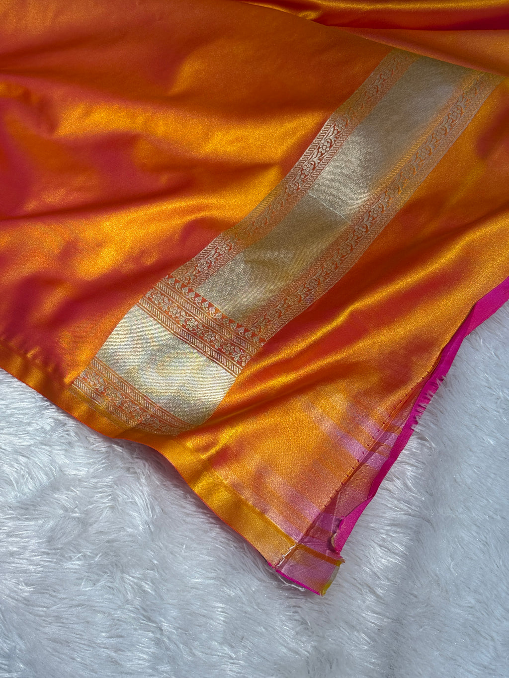 Mashru Silk Banarasi Tanchoi Saree Zari Border Pallu
