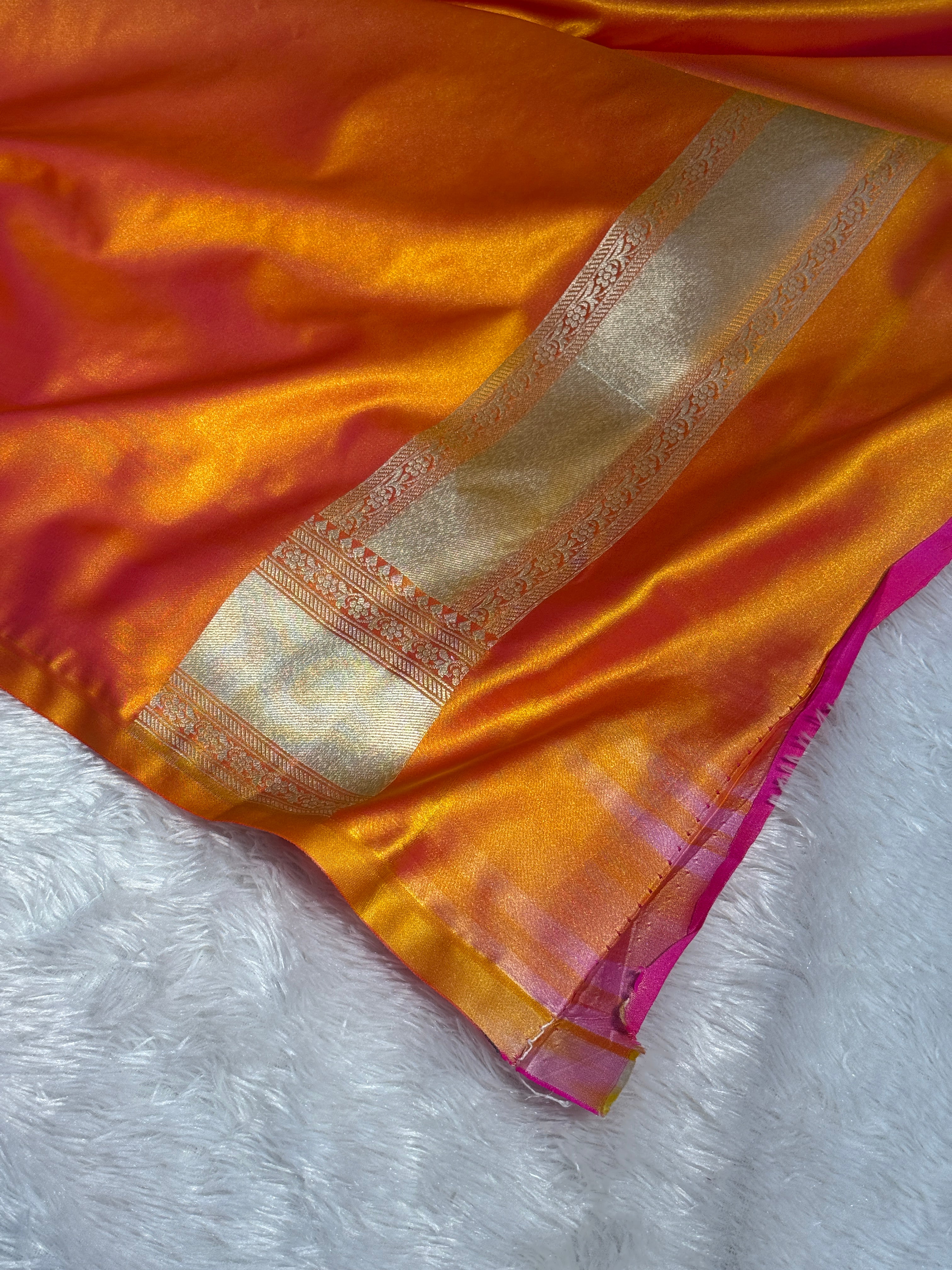 Mashru Silk Banarasi Tanchoi Saree Zari Border Pallu