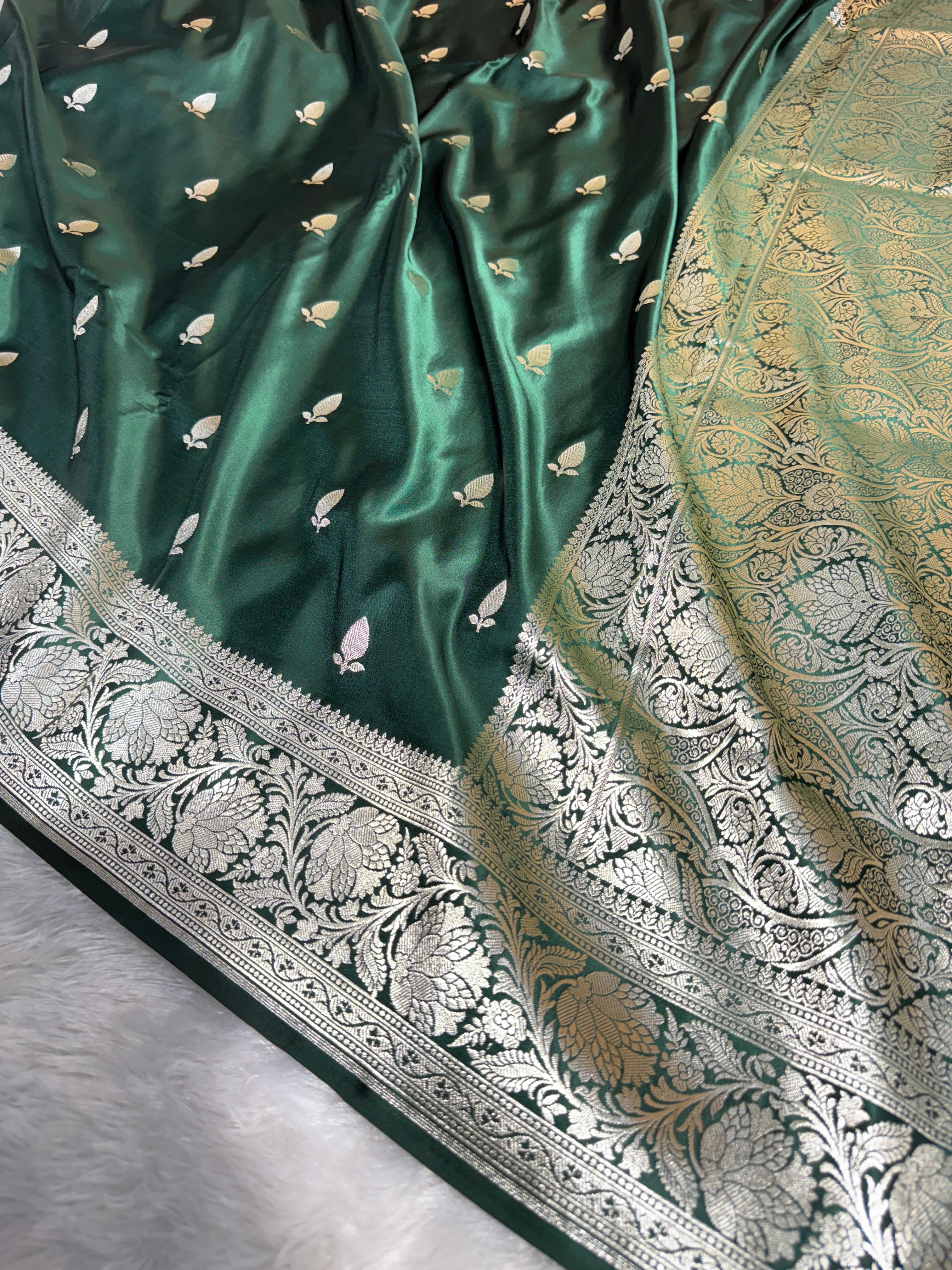 Mashru Katan Silk Banarasi Zari Border Buti Design Saree With Light Weight