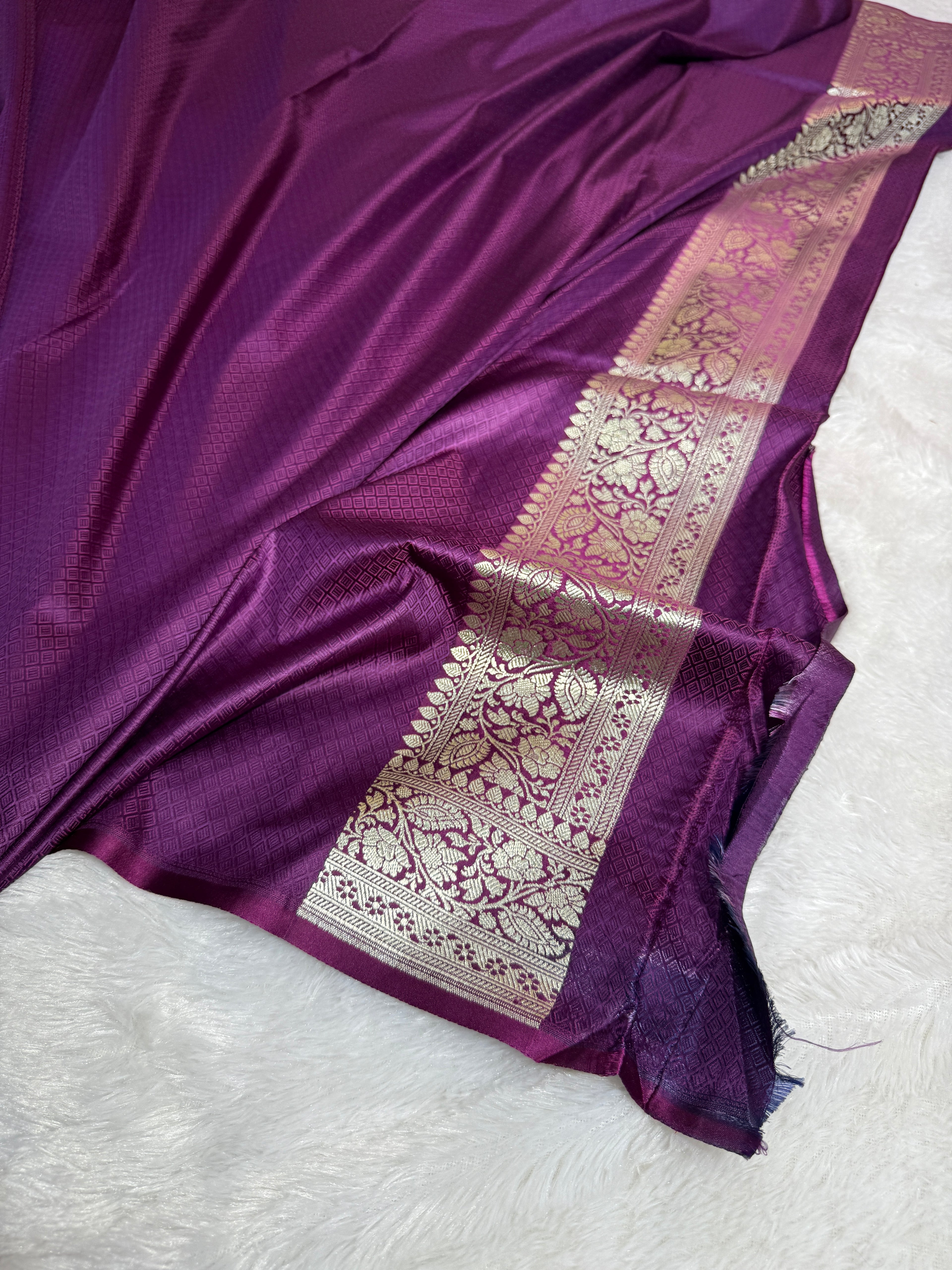 Mashru Silk Banarasi Luxurious Cross Pattern Saree Zari Border And Pallu