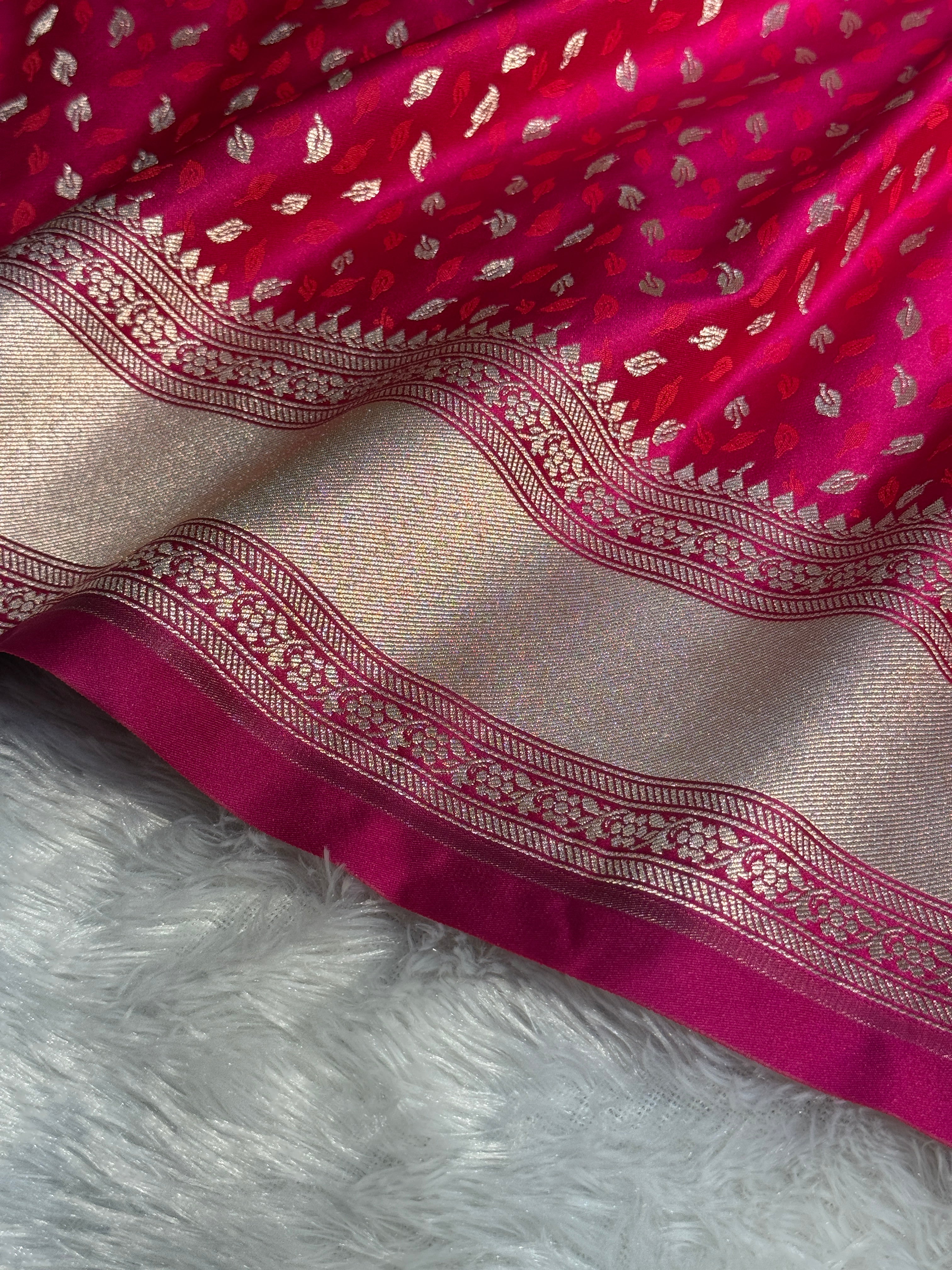 Mashru Silk Banarasi Tanchoi Saree Zari Border Pallu