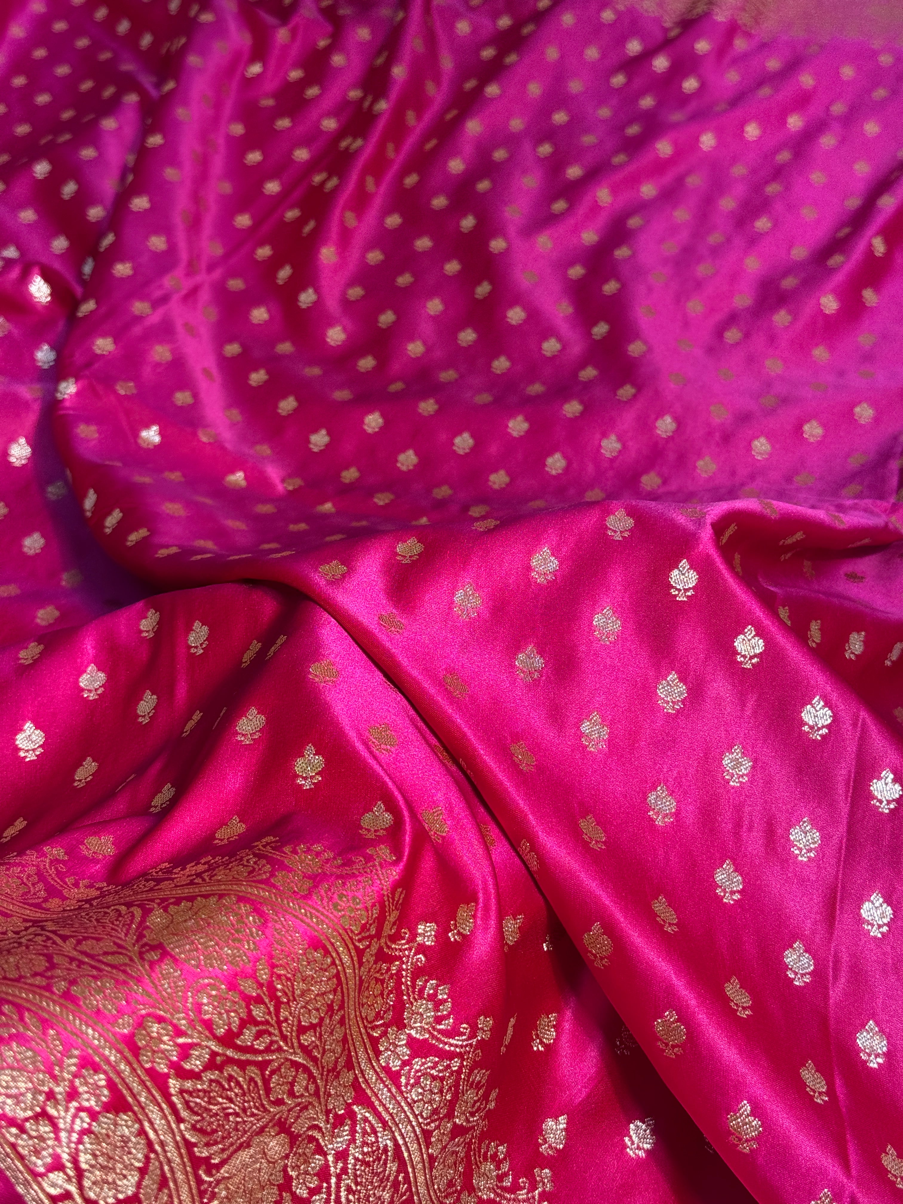 Mashru Silk Banarasi Zari Border Buti Design Saree