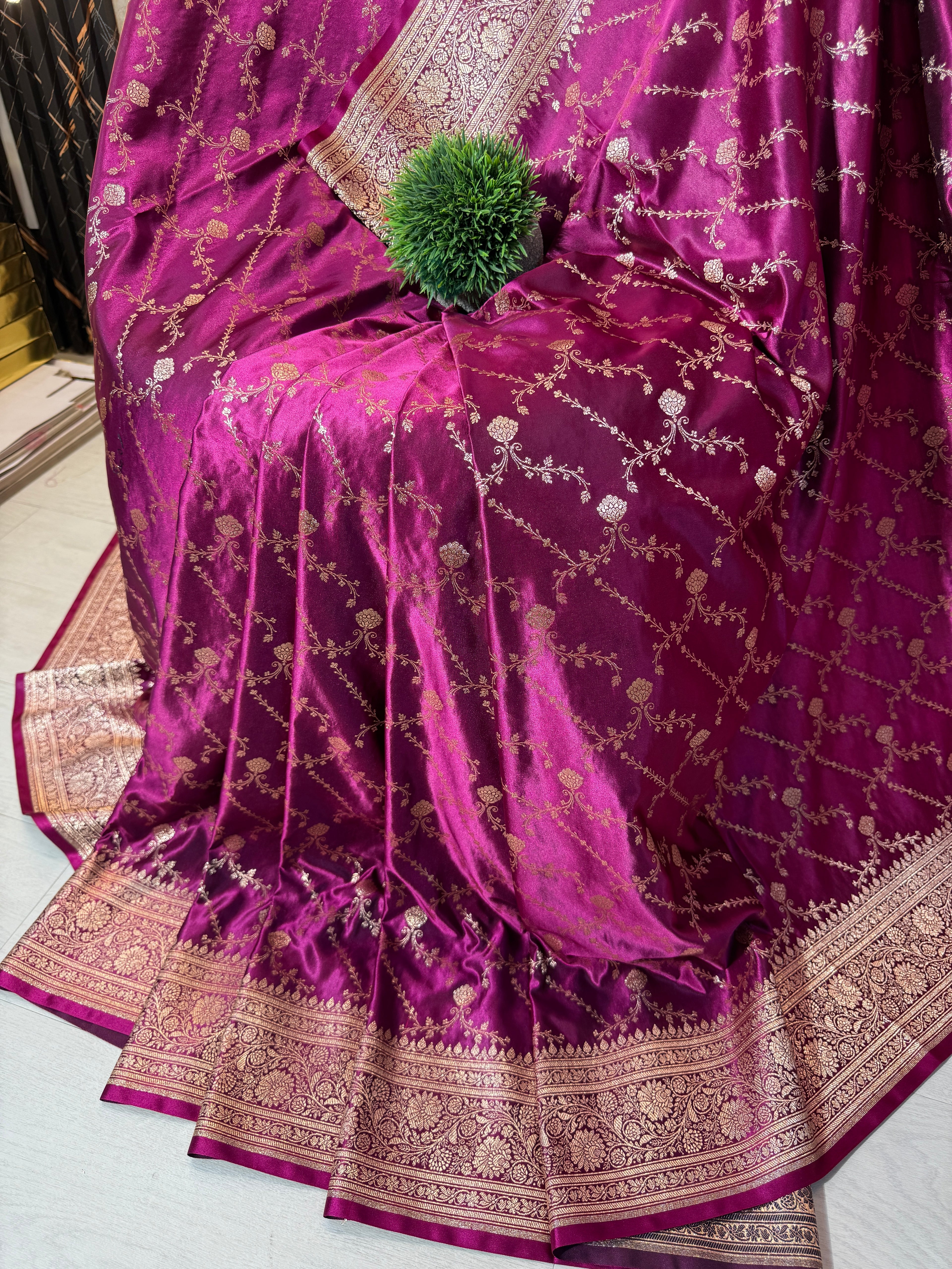Mashru Silk Banarasi Jaal Pattern Saree Zari Border Pallu