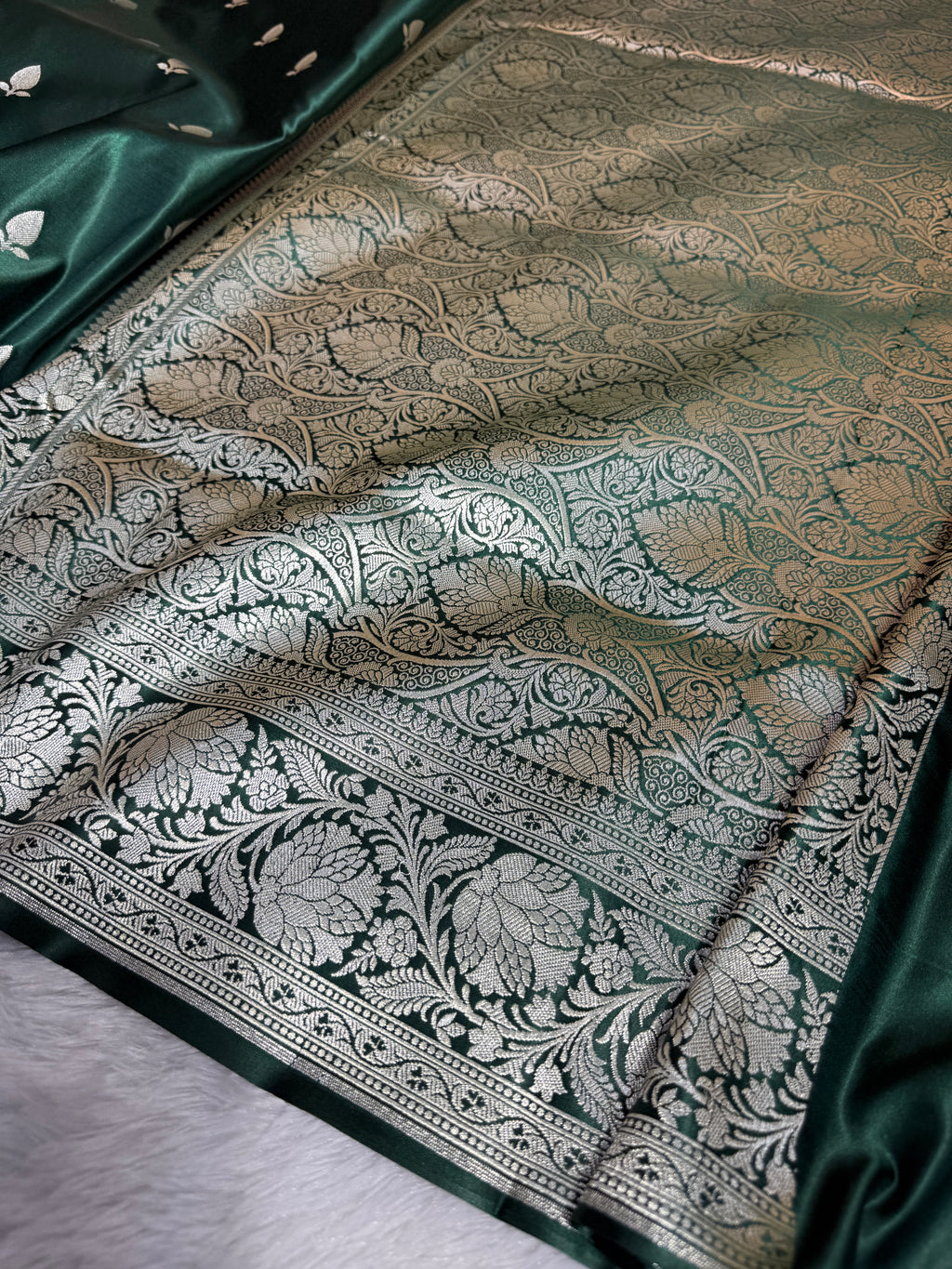 Mashru Katan Silk Banarasi Zari Border Buti Design Saree With Light Weight