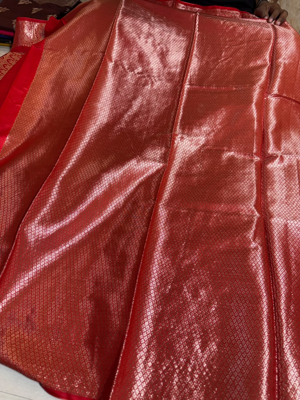Pure Chiniya Silk Zari Border Buti Design Saree