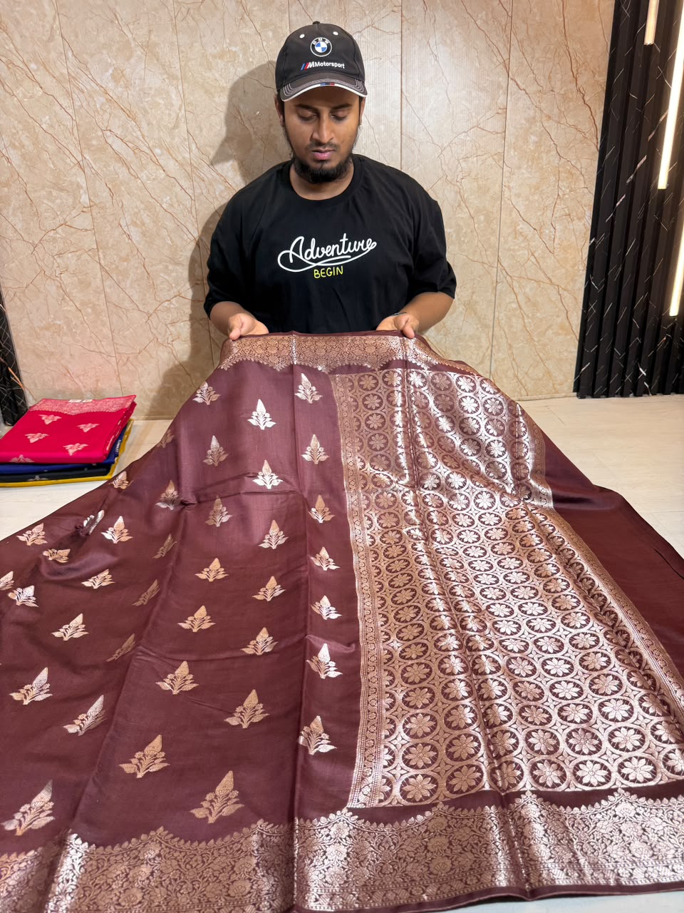 Pure Chiniya Silk Zari Border Buti Design Saree