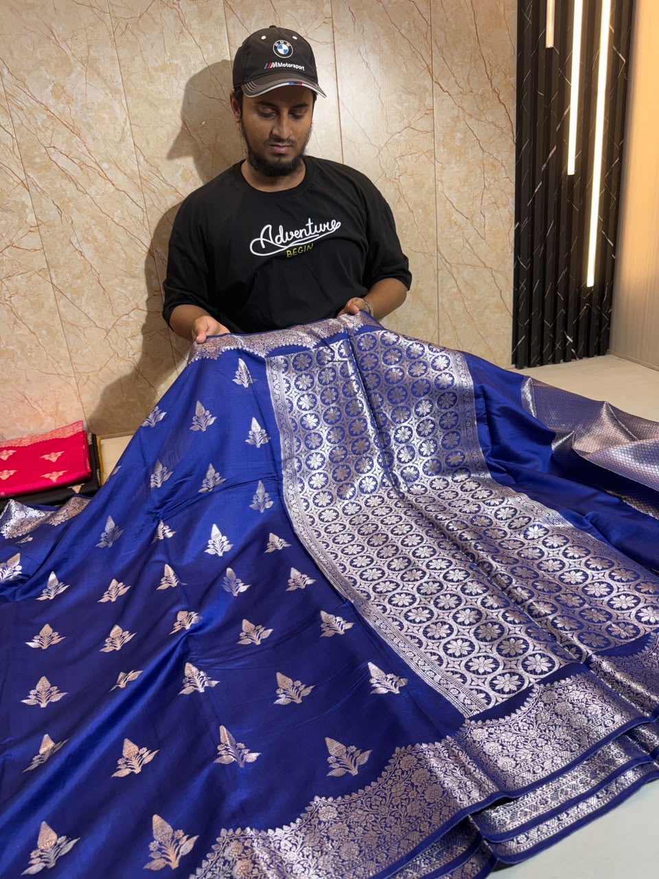 Pure Chiniya Silk Zari Border Buti Design Saree