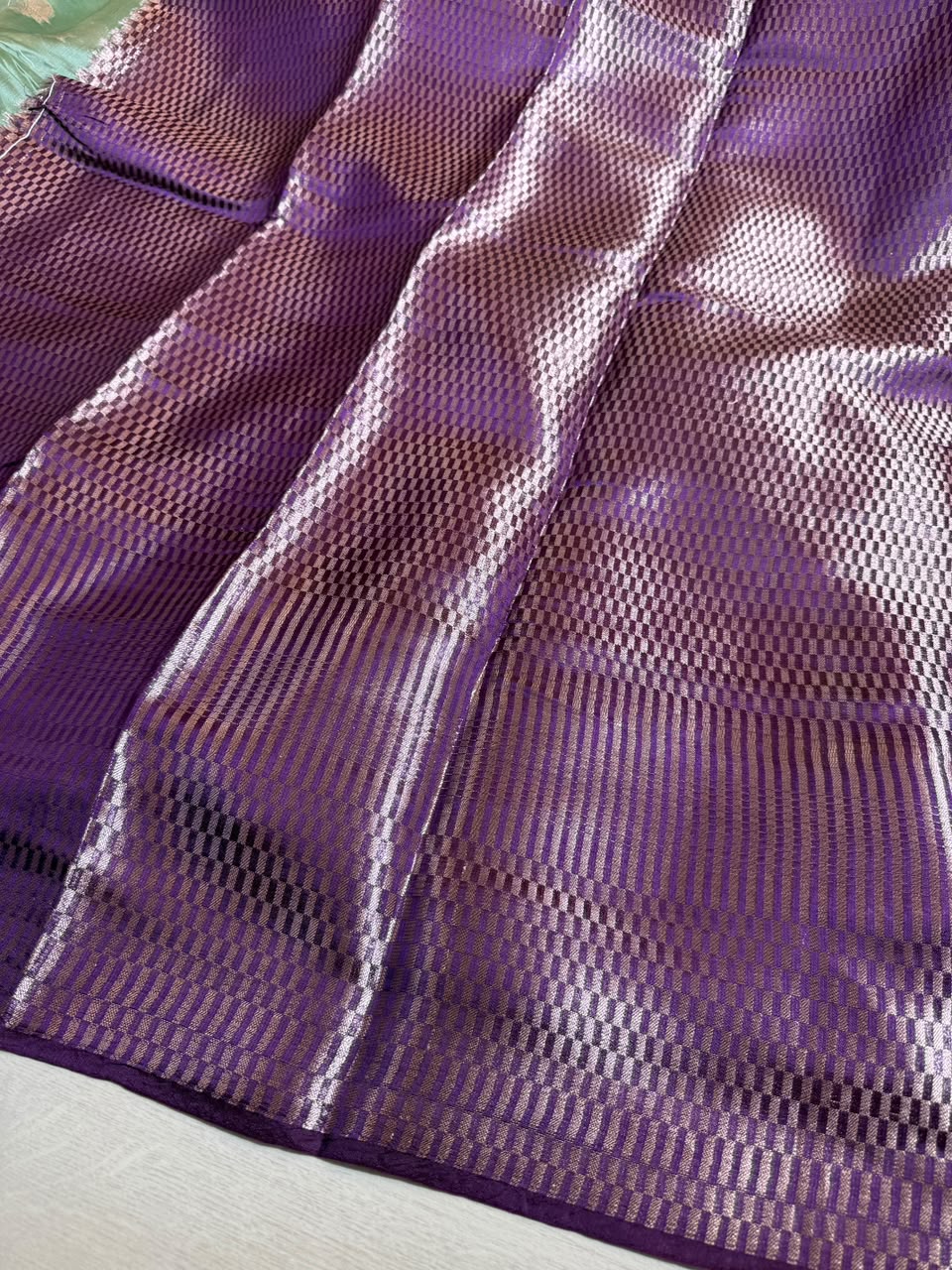 Pure Viscose Silk Contrast Dyeble Saree