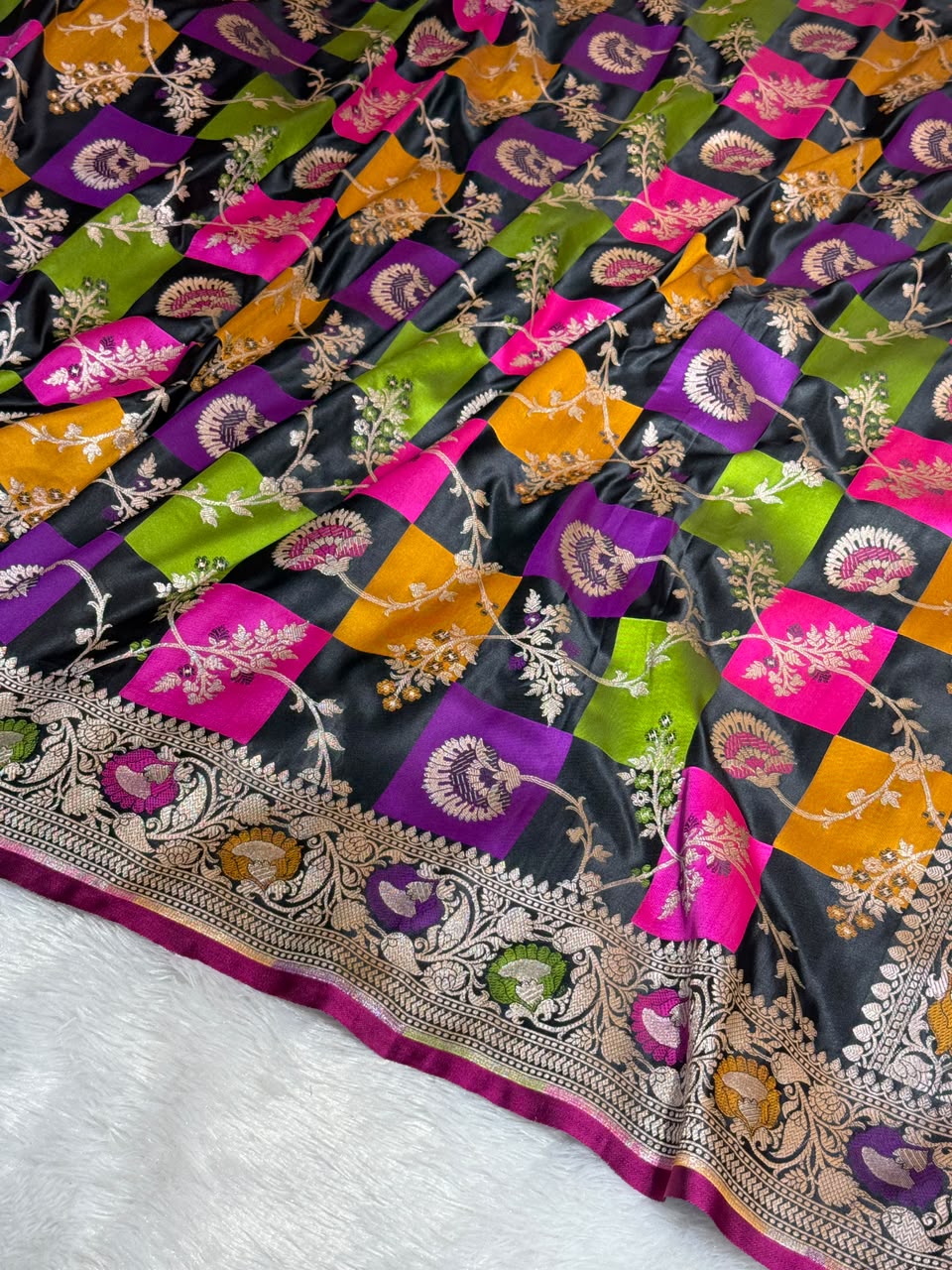 Pure Banarasi Rangkaat Silk Zari Border Saree