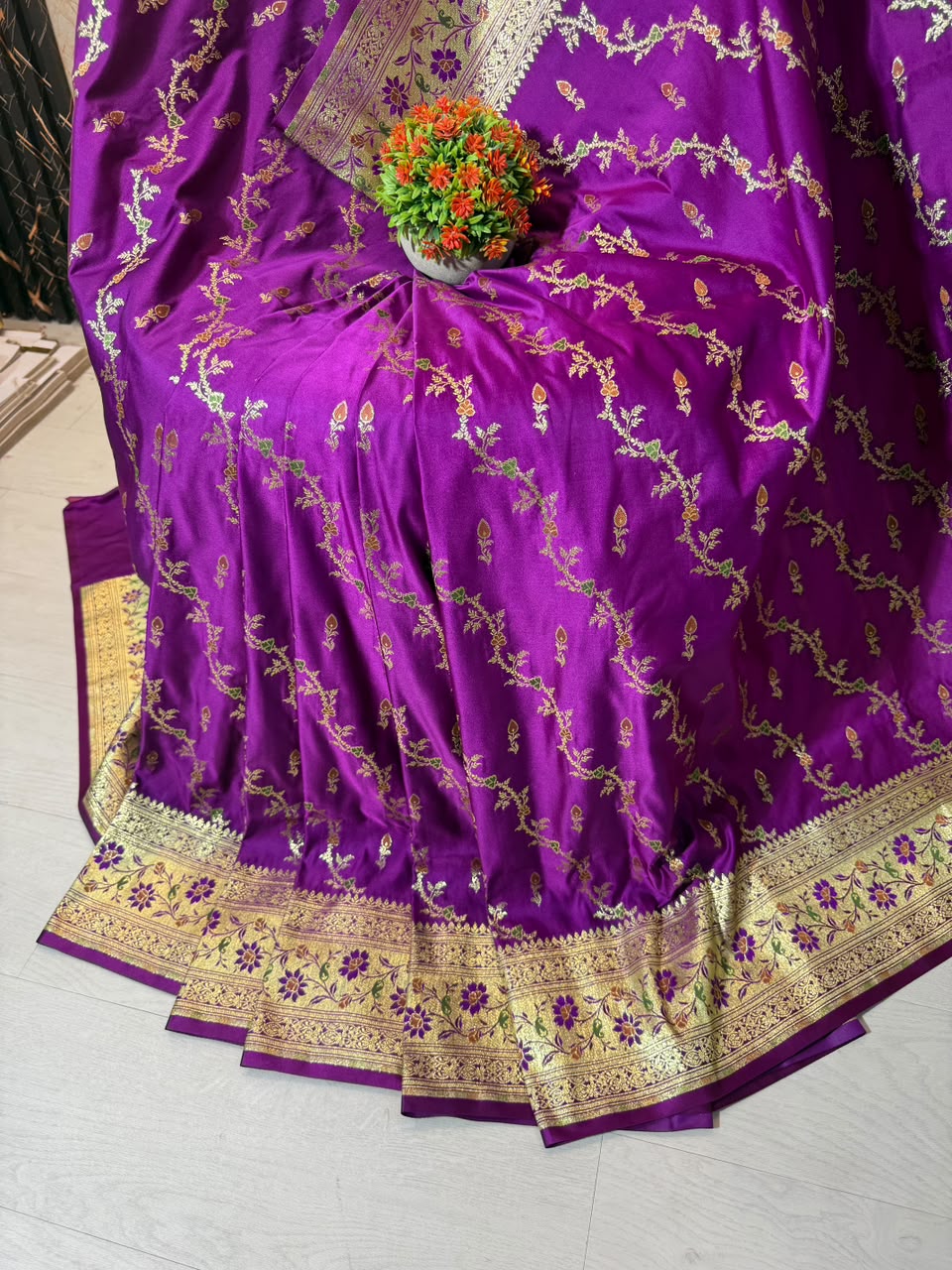 Satin Katan Silk Contrast Dyeble Saree