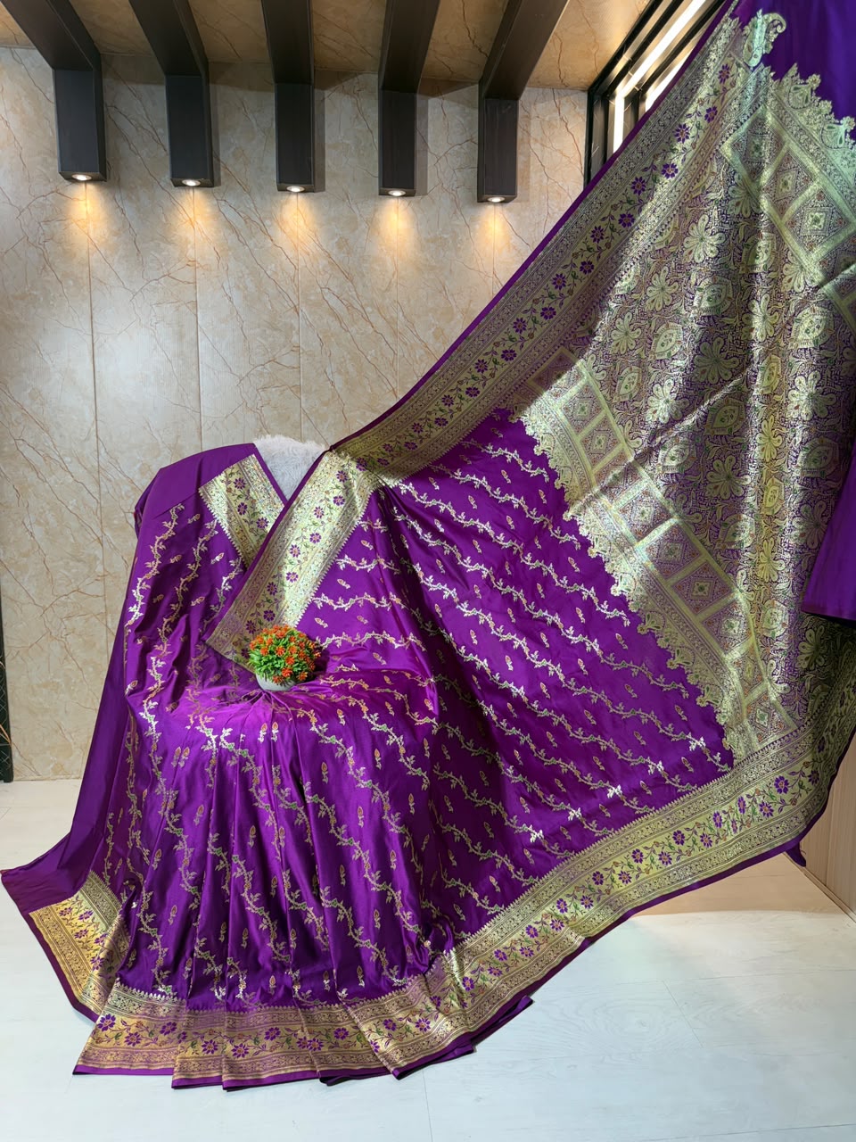 Satin Katan Silk Contrast Dyeble Saree