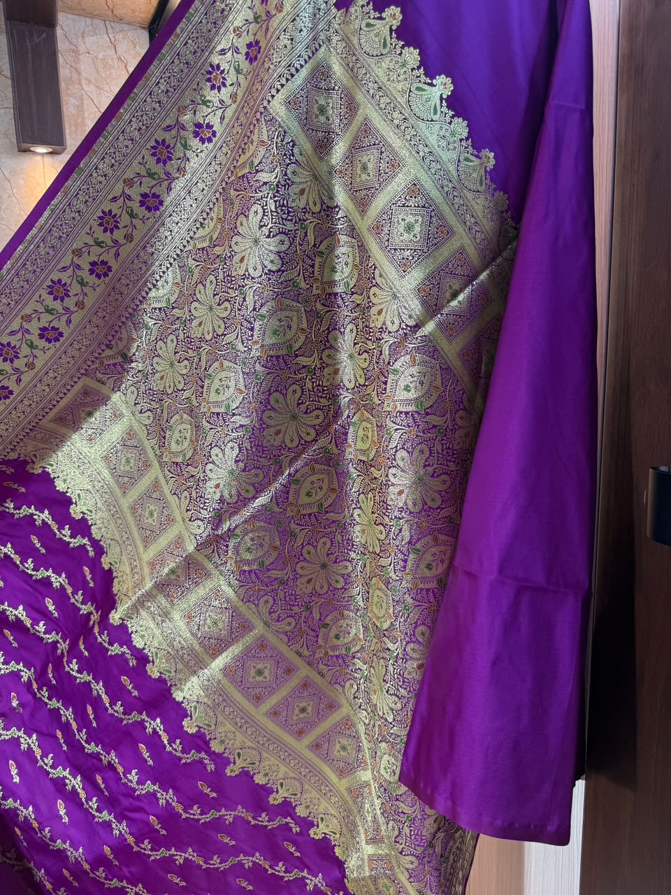 Satin Katan Silk Contrast Dyeble Saree