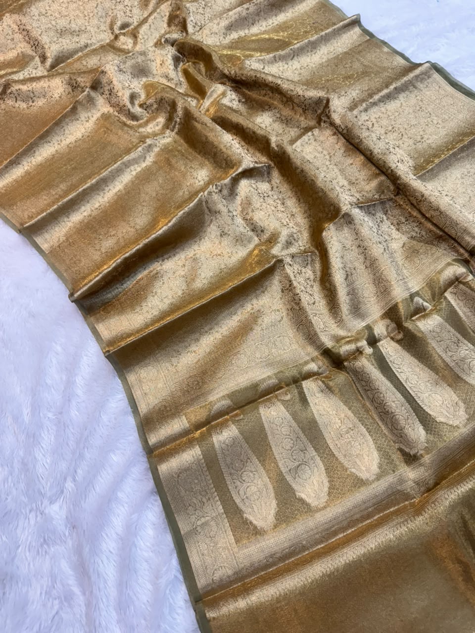 Pure Tissue Silk Tanchoi Jaal Design Saree
